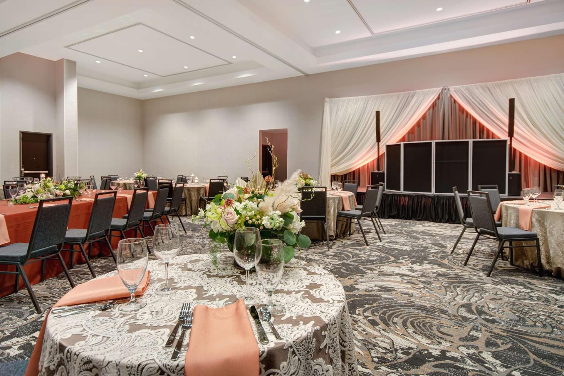 Embassy Suites By Hilton Alpharetta Halcyon gallery photo in Alpharetta, GA — image 29