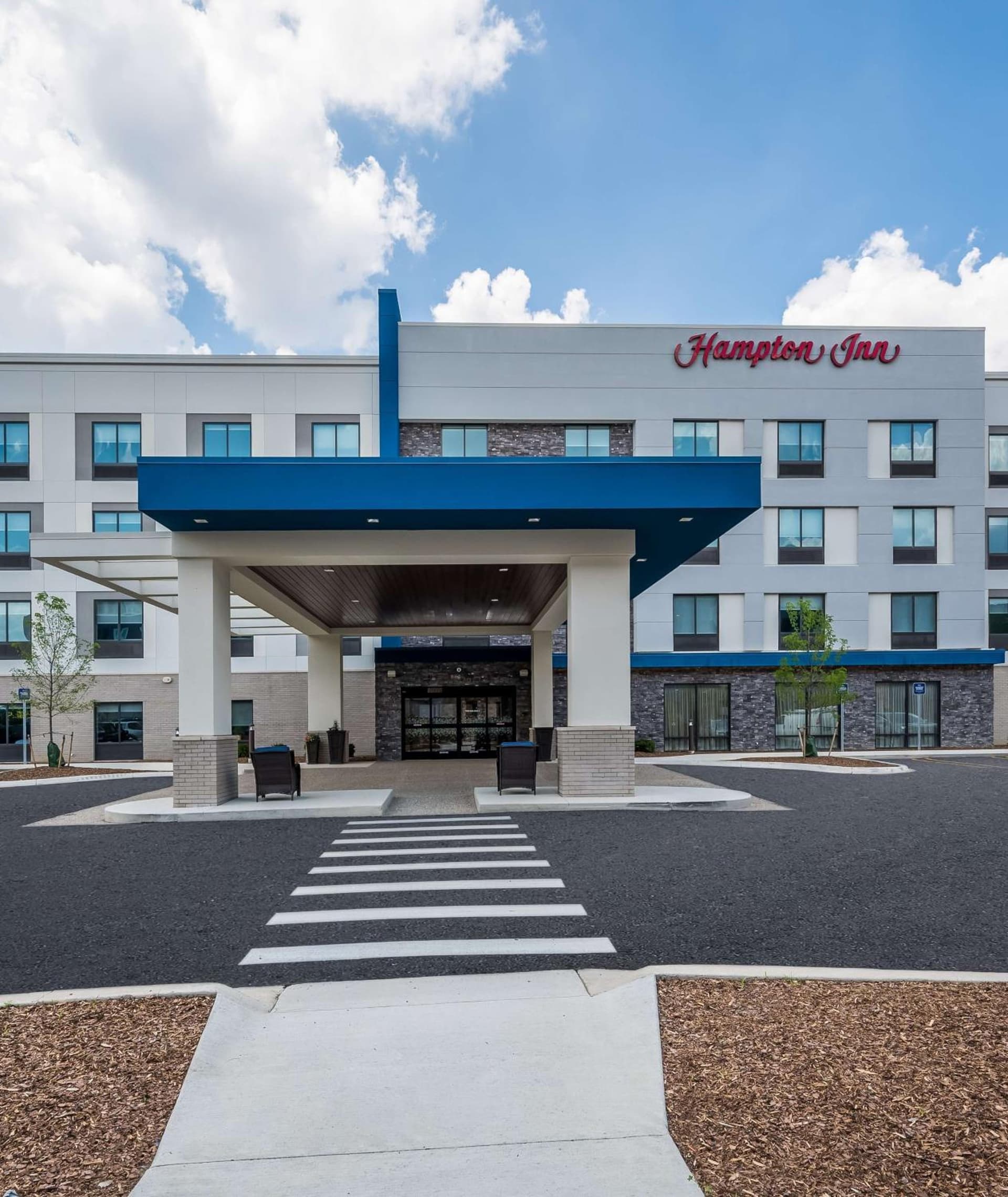 Hampton Inn by Hilton Detroit Southfield featured exterior or lobby in Southfield, MI — similar hotel