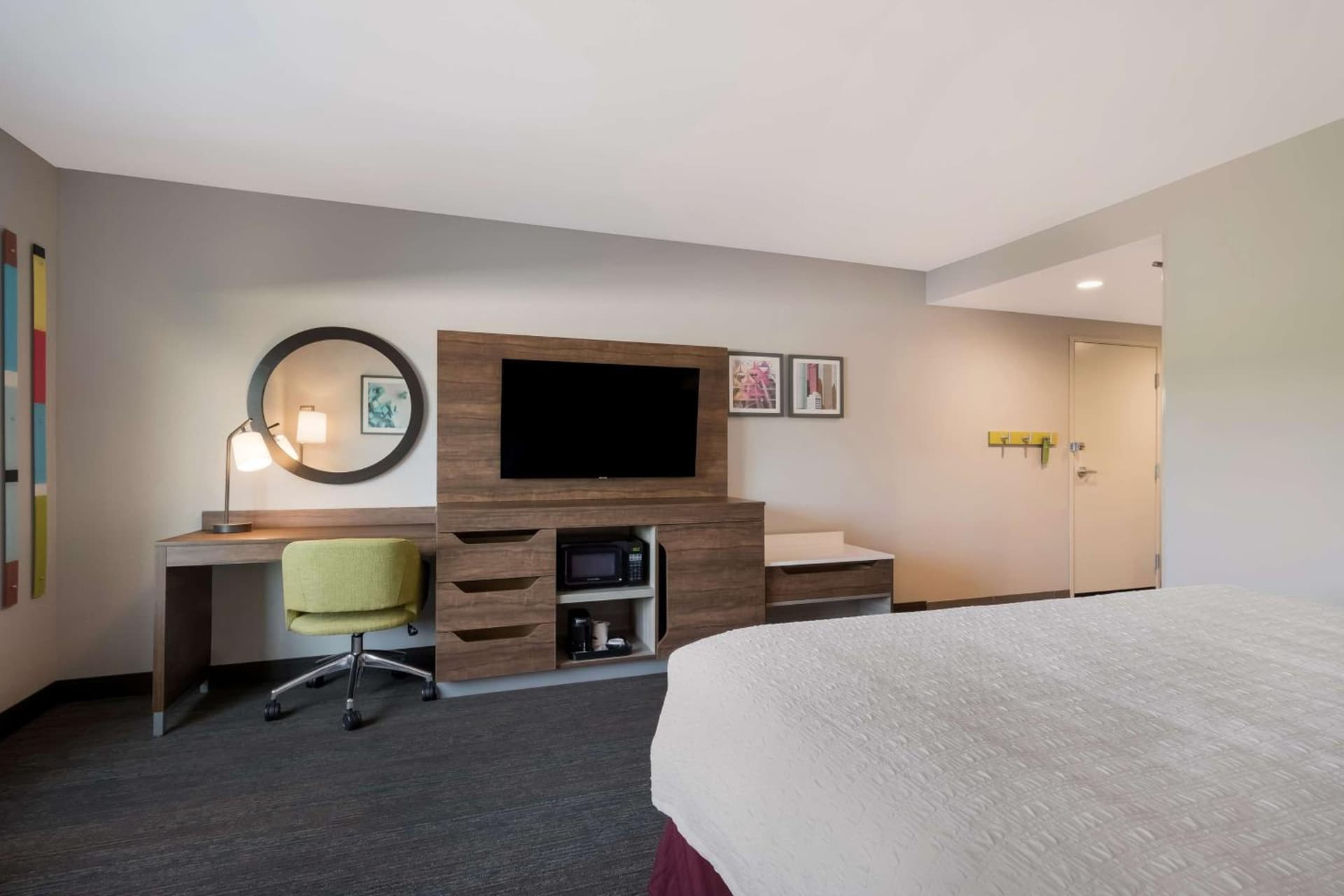 Hampton Inn by Hilton Detroit Southfield gallery photo in Southfield, MI — image 27