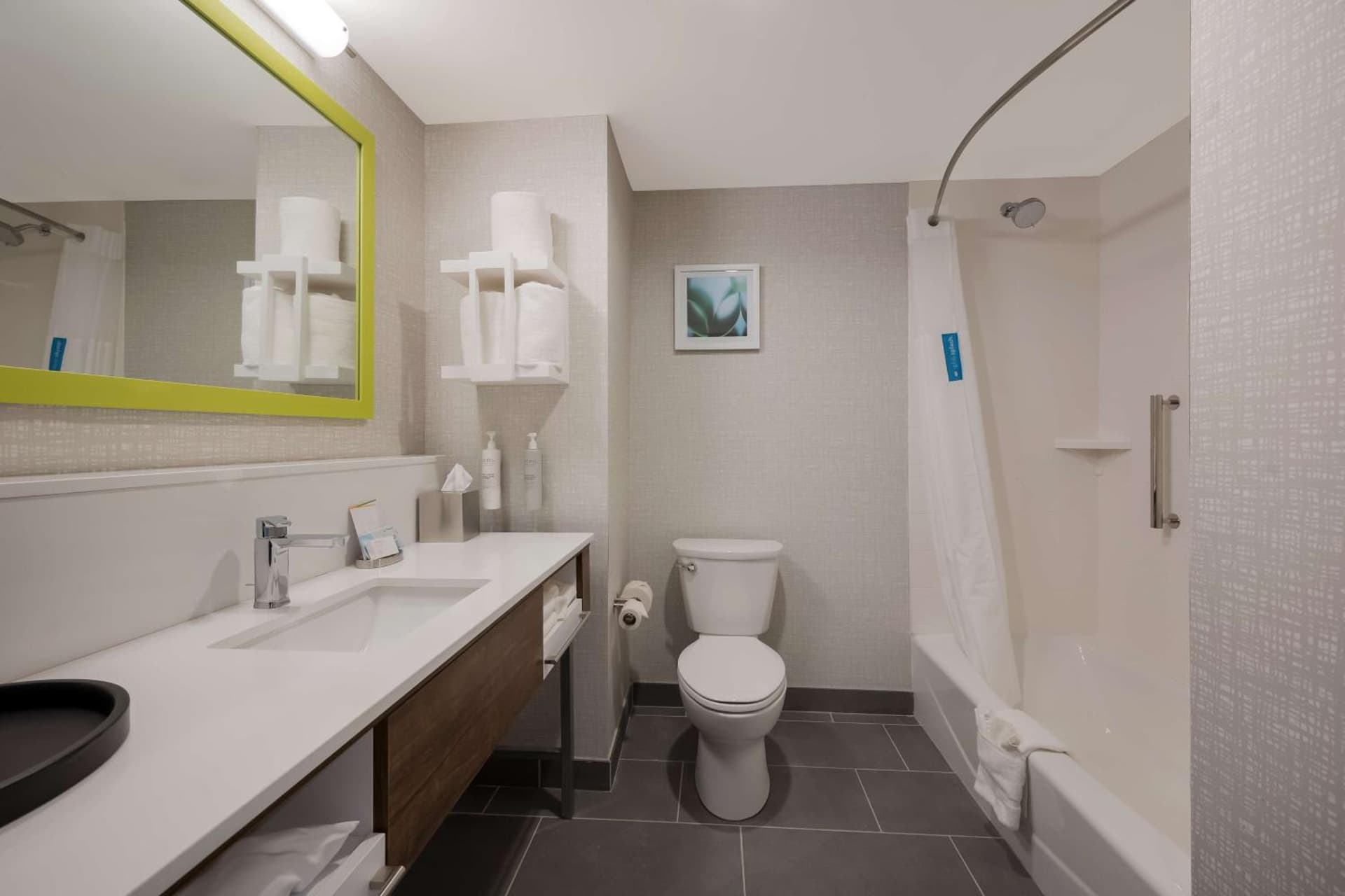 Hampton Inn by Hilton Detroit Southfield gallery photo in Southfield, MI — image 33
