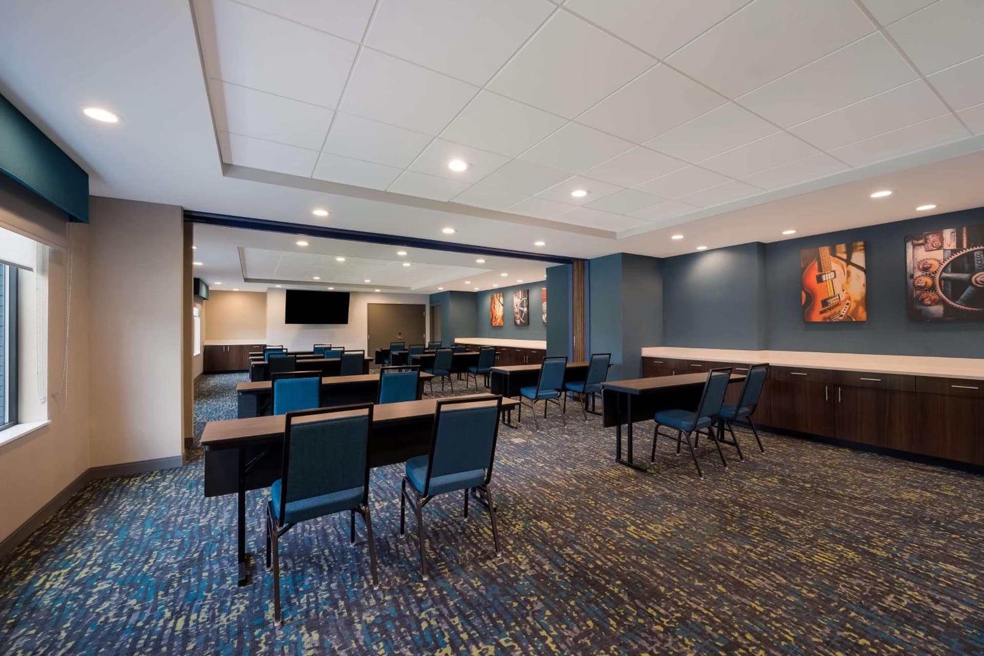 Hampton Inn by Hilton Detroit Southfield gallery photo in Southfield, MI — image 5