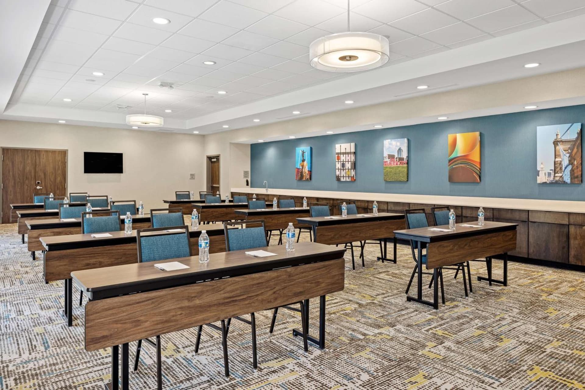 Hampton Inn & Suites Cincinnati West, Oh gallery photo in Dent, OH — image 26