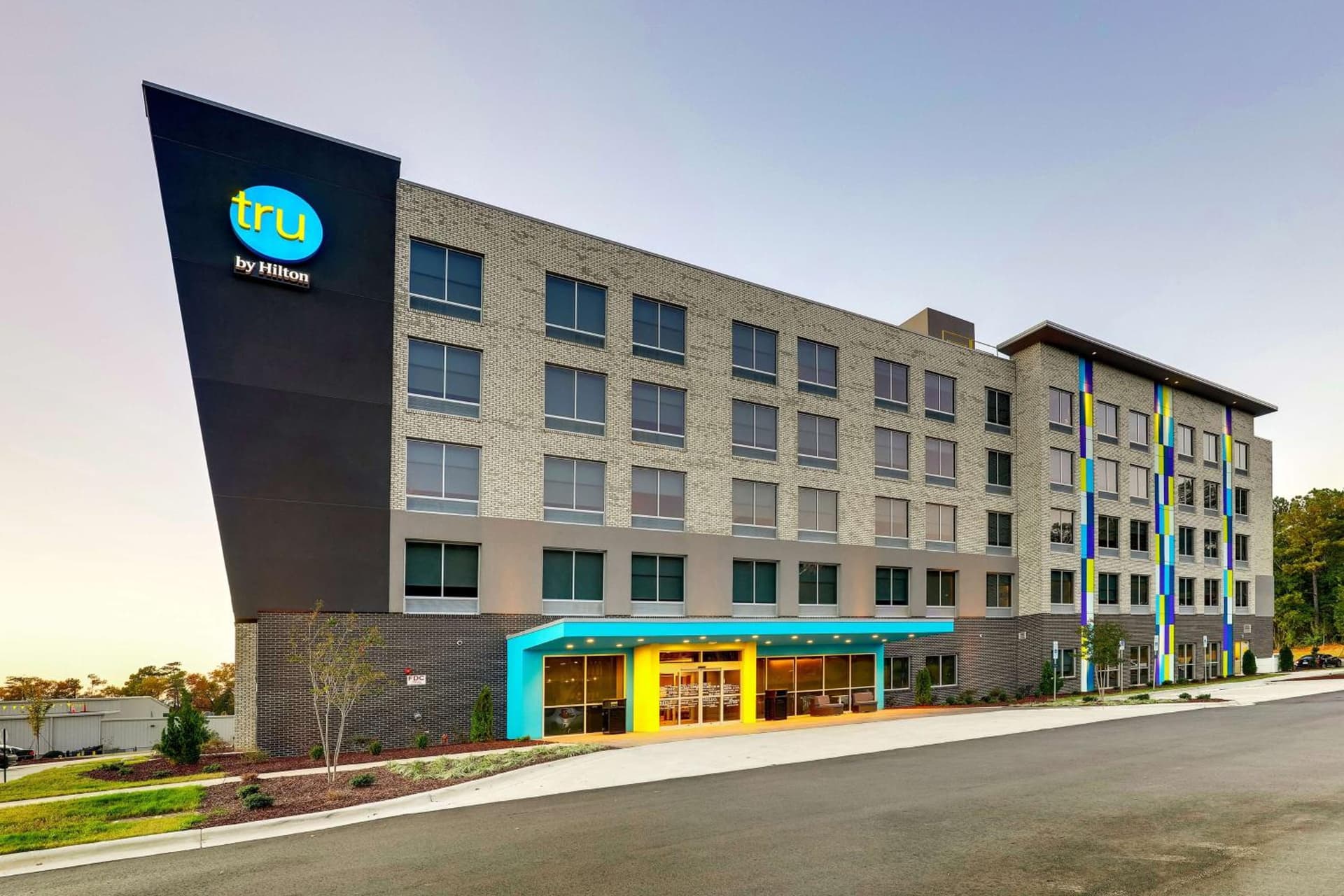 Tru By Hilton Raleigh Garner interior in Garner, NC — gallery photo 2