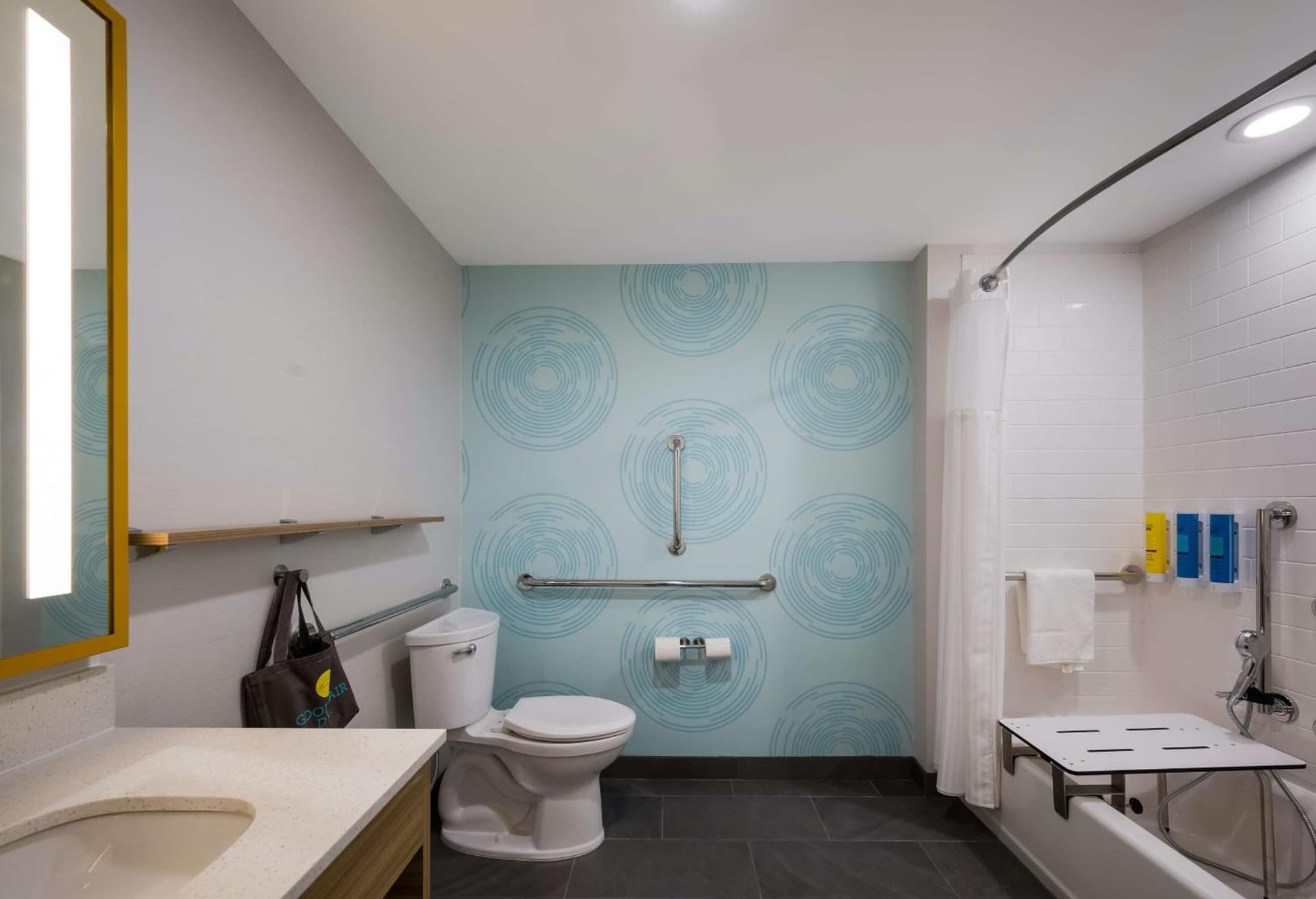 Tru By Hilton Novi Detroit gallery photo in Novi, MI — image 26