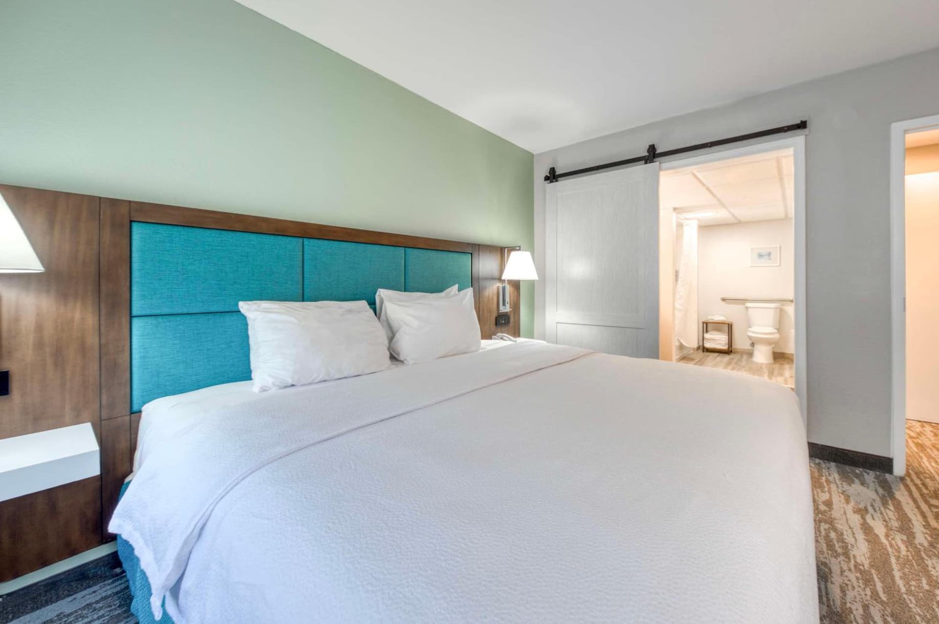 Hampton Inn & Suites Wilmington/Wrightsville Beach gallery photo in Wilmington, NC — image 44