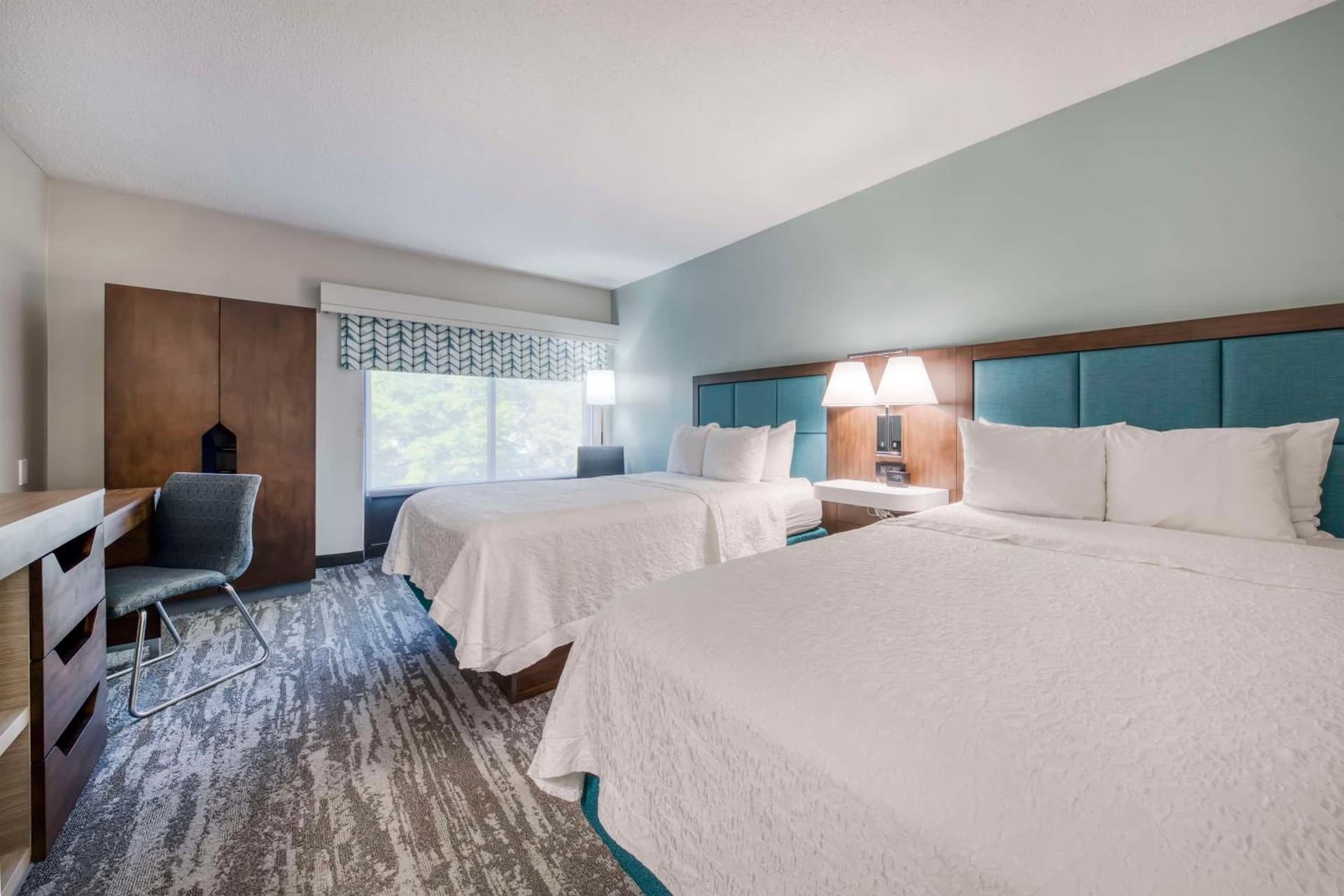 Hampton Inn & Suites Wilmington/Wrightsville Beach gallery photo in Wilmington, NC — image 72