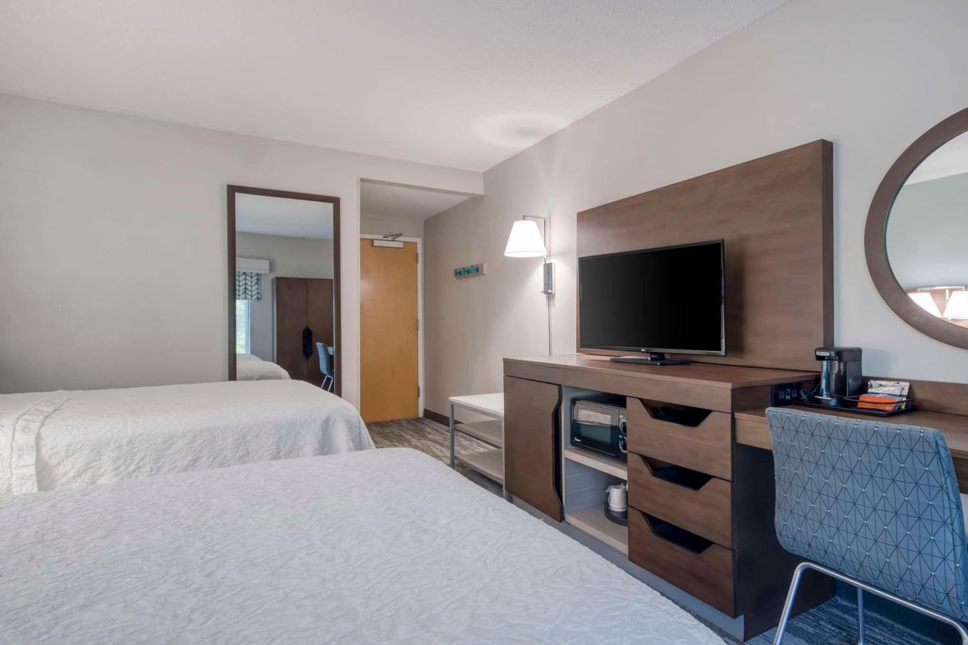 Hampton Inn & Suites Wilmington/Wrightsville Beach gallery photo in Wilmington, NC — image 5