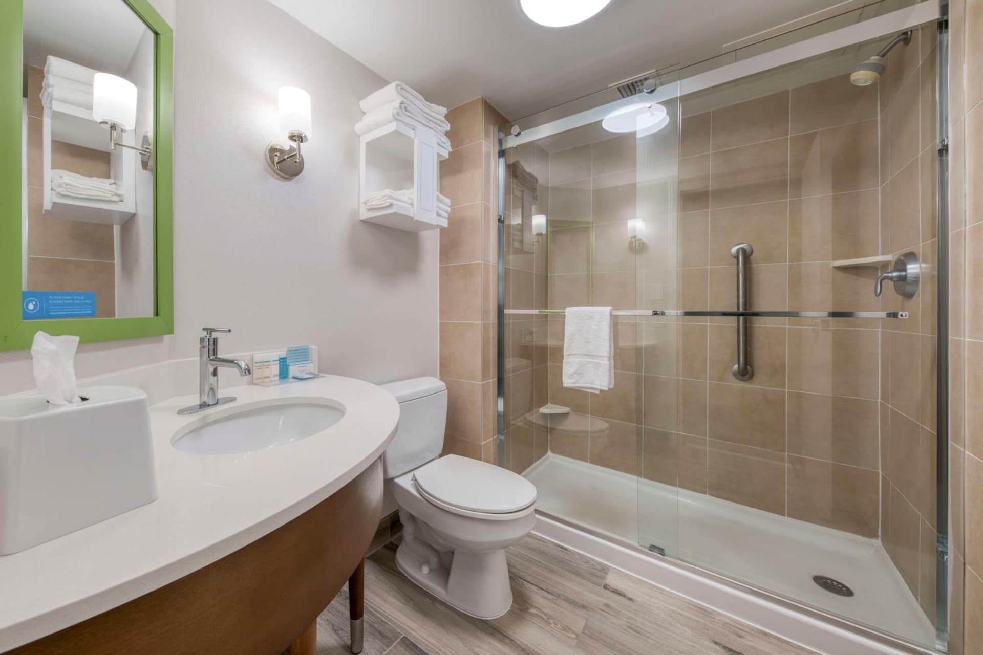 Hampton Inn & Suites Wilmington/Wrightsville Beach gallery photo in Wilmington, NC — image 83