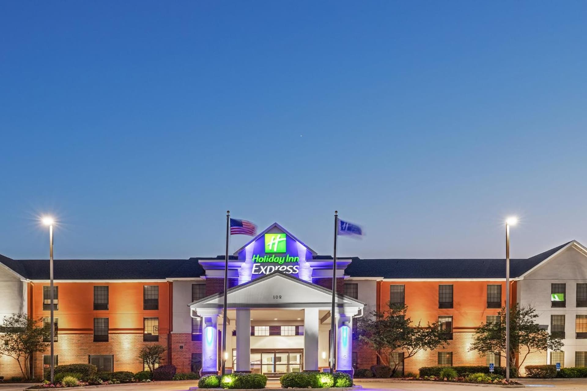 Holiday Inn Express & Suites Sulphur - Lake Charles by IHG gallery photo in Sulphur, LA — image 9