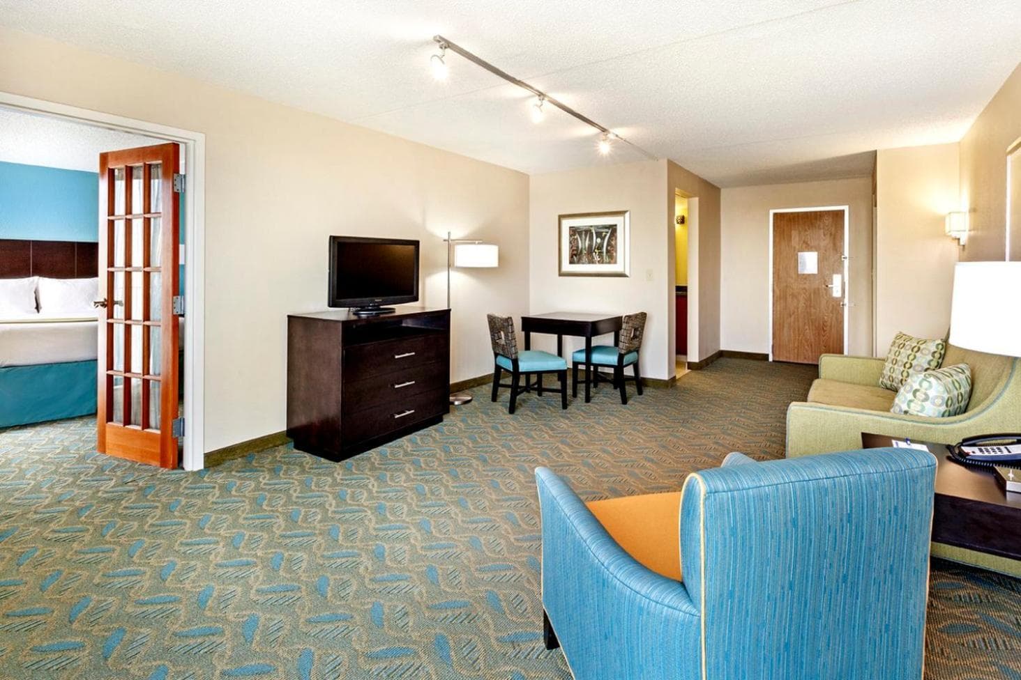 Holiday Inn Express & Suites Charleston DWTN - Medical CTR by IHG gallery photo in Charleston, SC — image 42