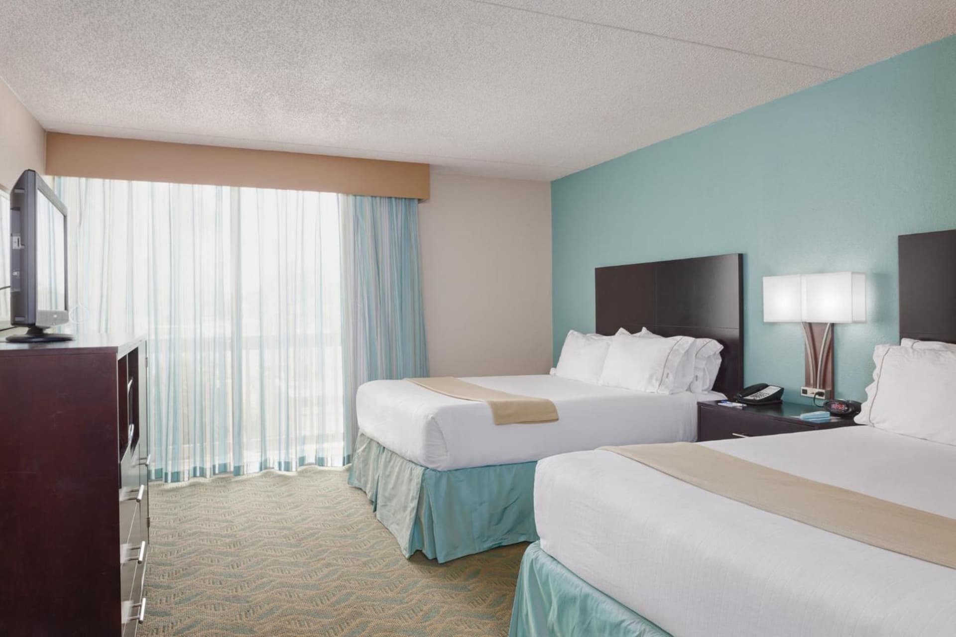 Holiday Inn Express & Suites Charleston DWTN - Medical CTR by IHG gallery photo in Charleston, SC — image 47