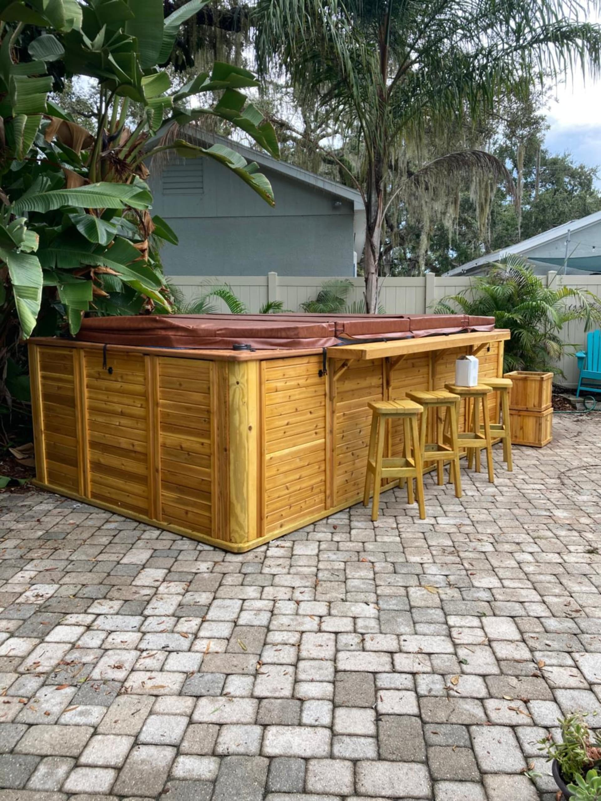 3Gulls Inn Ozona-Boutique Hotel-Steps from Restaurants & Brewery-SwimSpa Pool-Pet Friendly gallery photo in Palm Harbor, FL — image 46