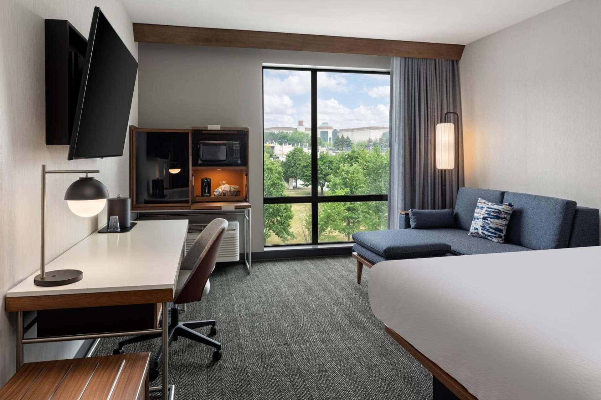 Courtyard by Marriott St Paul Downtown gallery photo in Saint Paul, MN — image 12