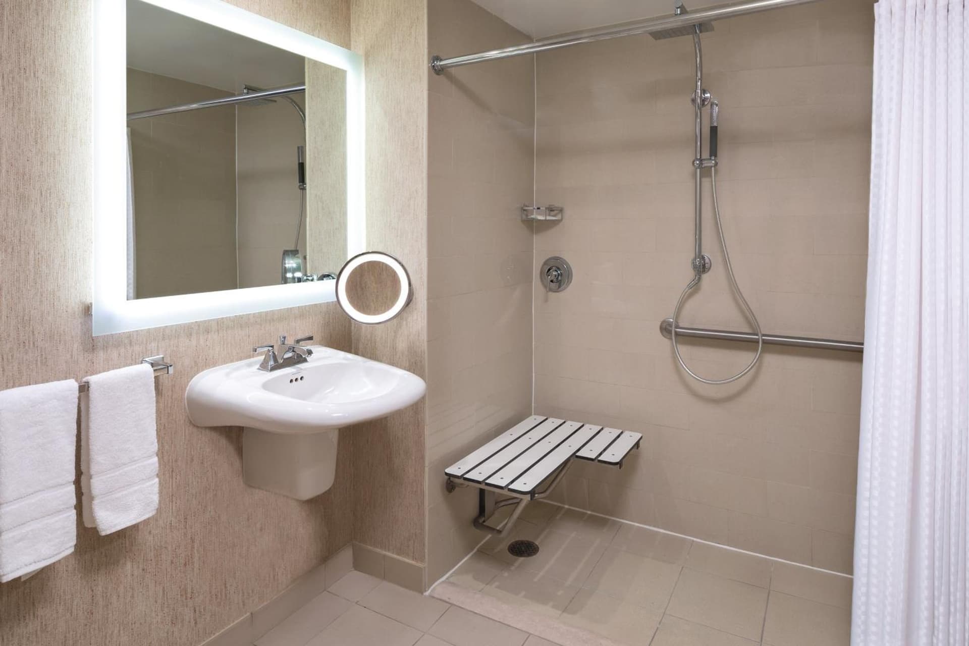 The Westin Southfield Detroit gallery photo in Southfield, MI — image 20