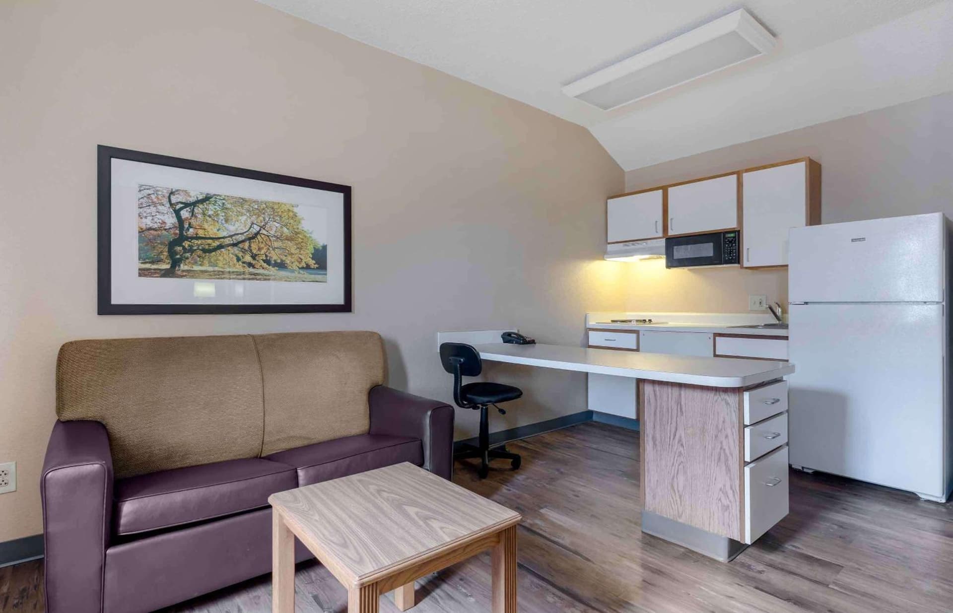 Extended Stay America Suites - Dallas - Plano Parkway gallery photo in Plano, TX — image 15