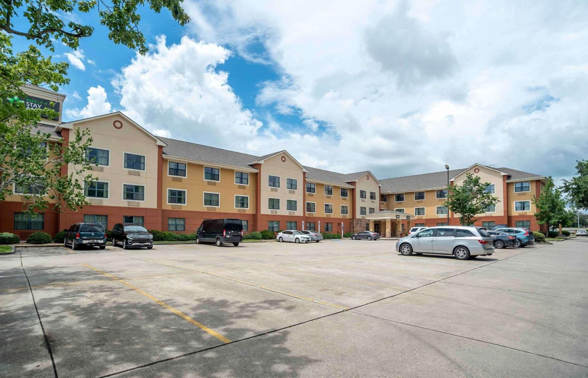 Extended Stay America Select Suites - New Orleans - Airport interior in Kenner, LA — gallery photo 2