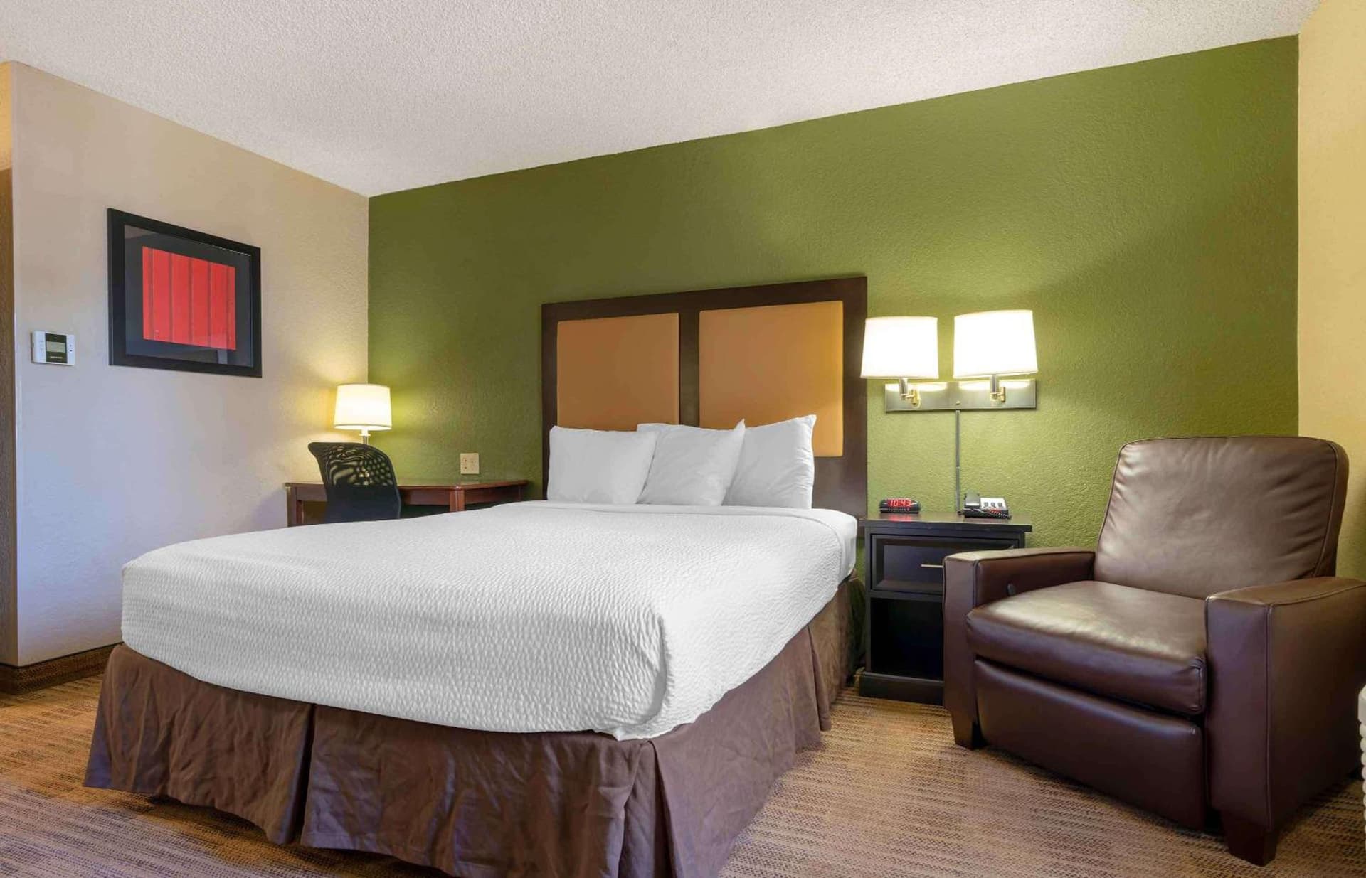 Extended Stay America Suites - Santa Rosa - North property views in Santa Rosa, CA — gallery photo 3