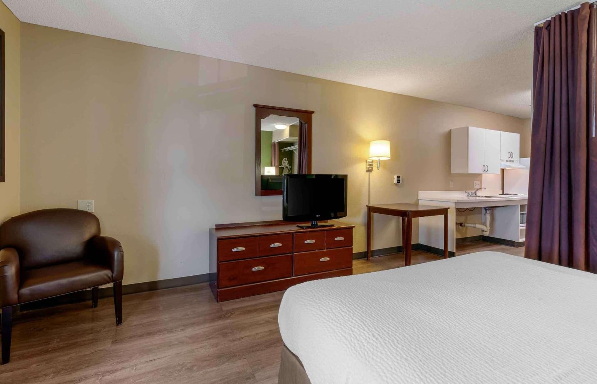 Extended Stay America Suites - Sacramento - Elk Grove gallery photo in Elk Grove, CA — image 52