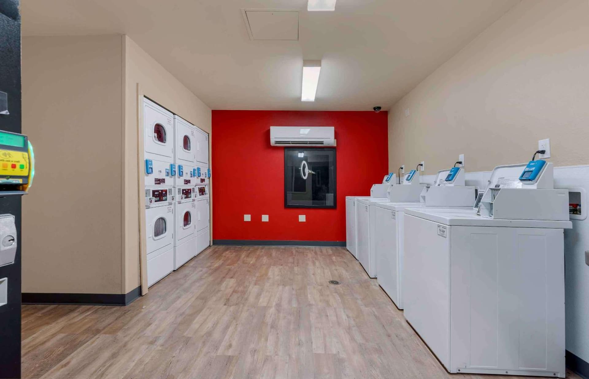 Extended Stay America Suites - Sacramento - Elk Grove gallery photo in Elk Grove, CA — image 14