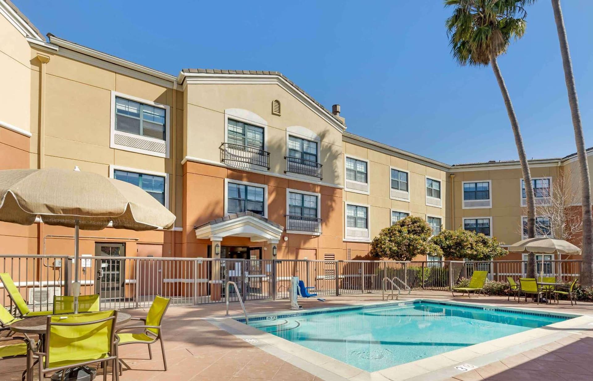 Extended Stay America Suites - San Ramon - Bishop Ranch - East gallery photo in San Ramon, CA — image 43