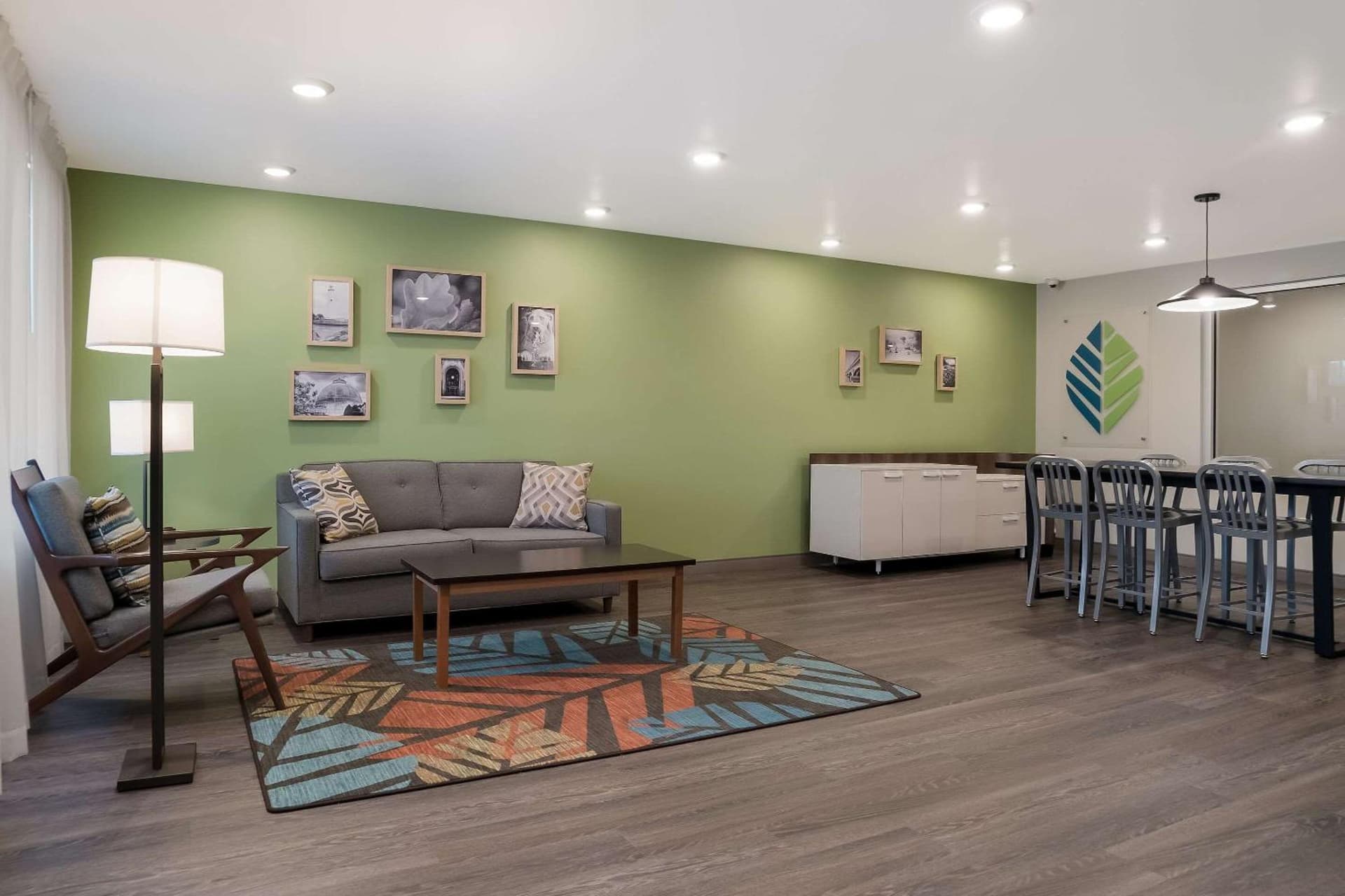 WoodSpring Suites Detroit Sterling Heights gallery photo in Sterling Heights, MI — image 6