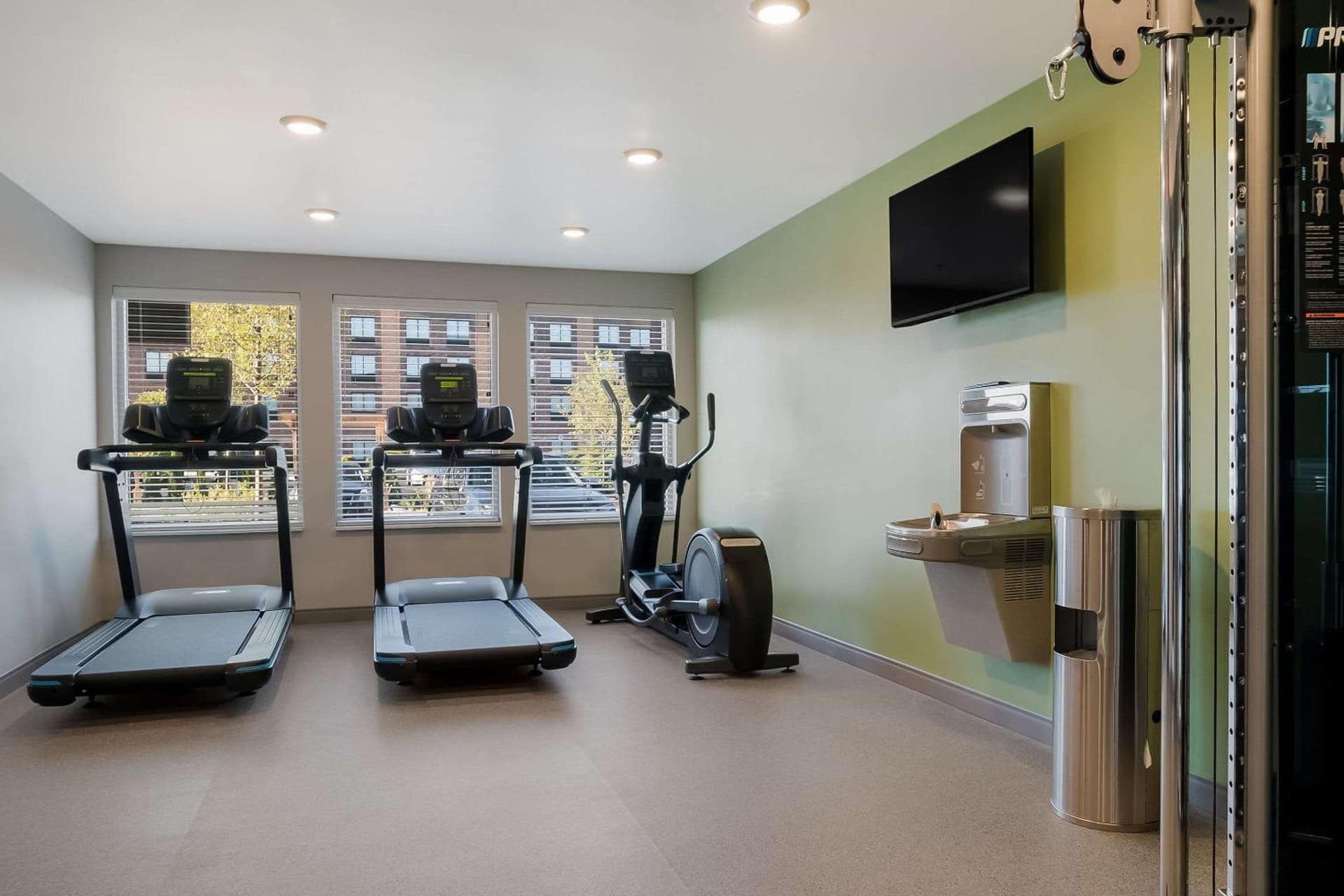 WoodSpring Suites Detroit Sterling Heights gallery photo in Sterling Heights, MI — image 34