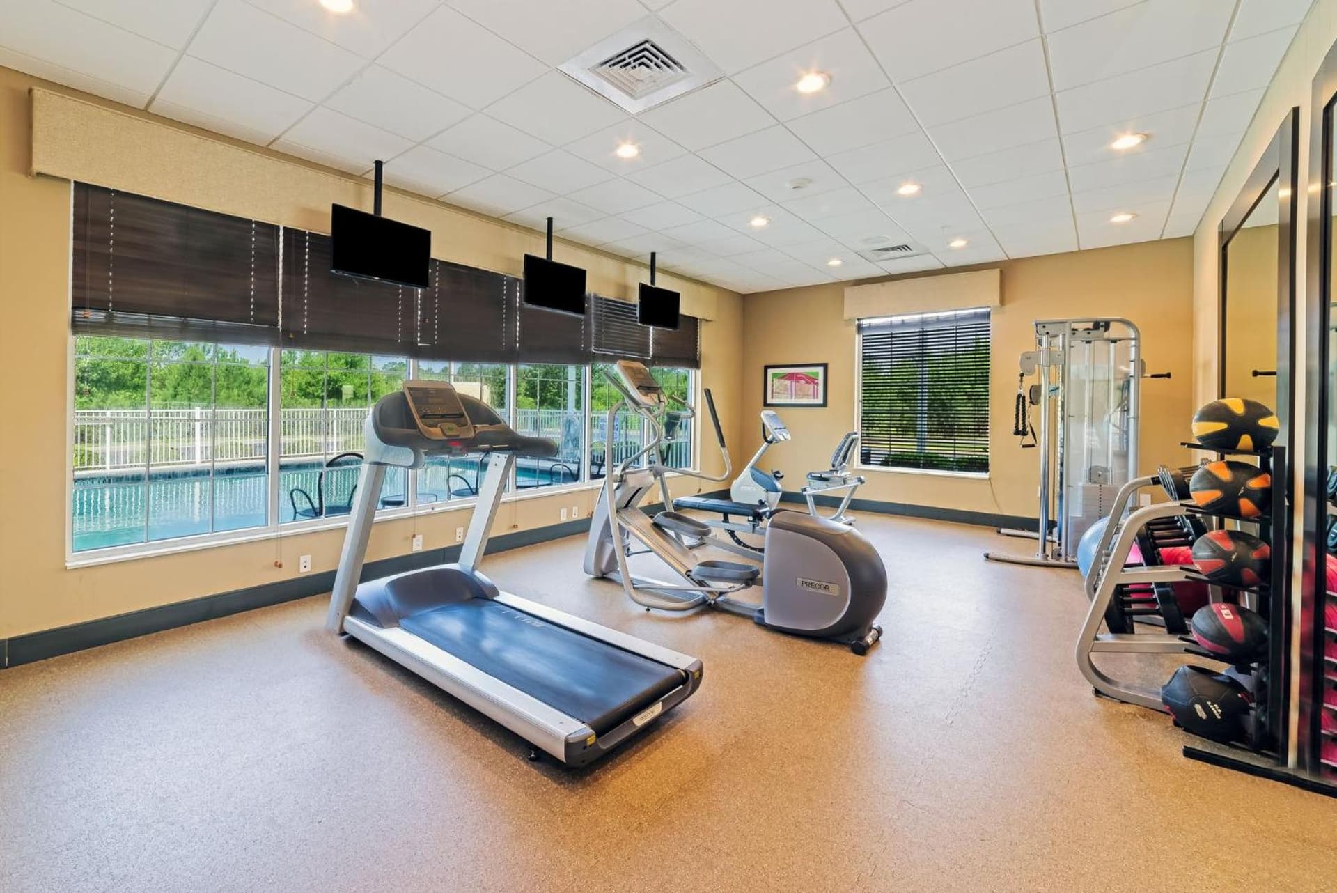Holiday Inn Express & Suites Aiken by IHG gallery photo in Aiken, SC — image 7