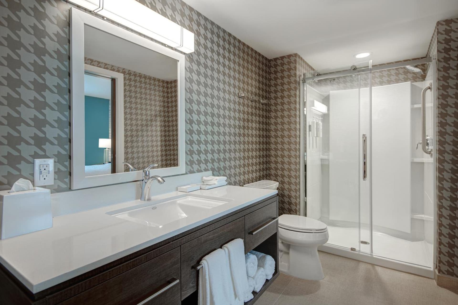 Home2 Suites By Hilton Garden Grove gallery photo in Garden Grove, CA — image 11