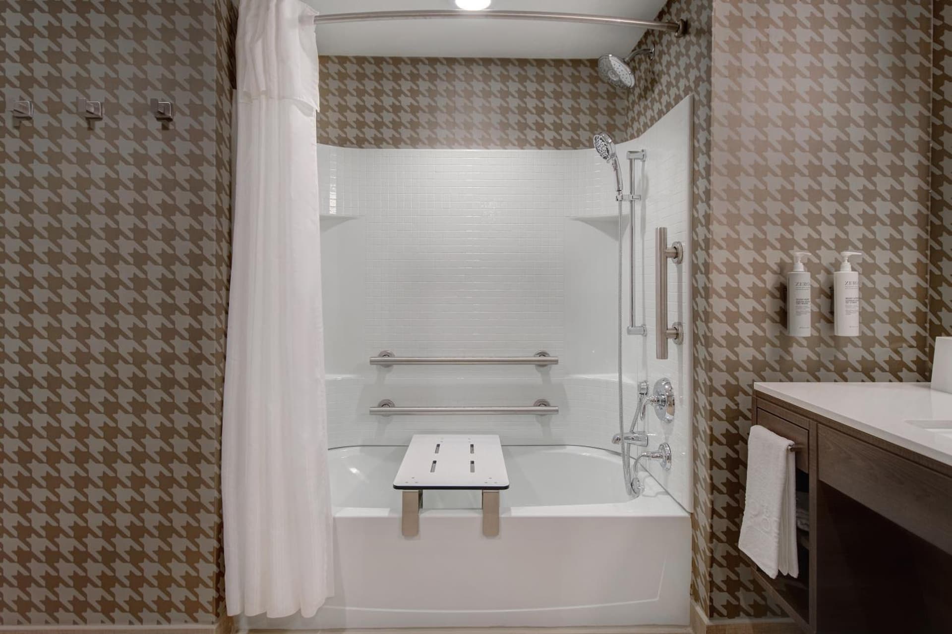 Home2 Suites By Hilton Garden Grove gallery photo in Garden Grove, CA — image 21