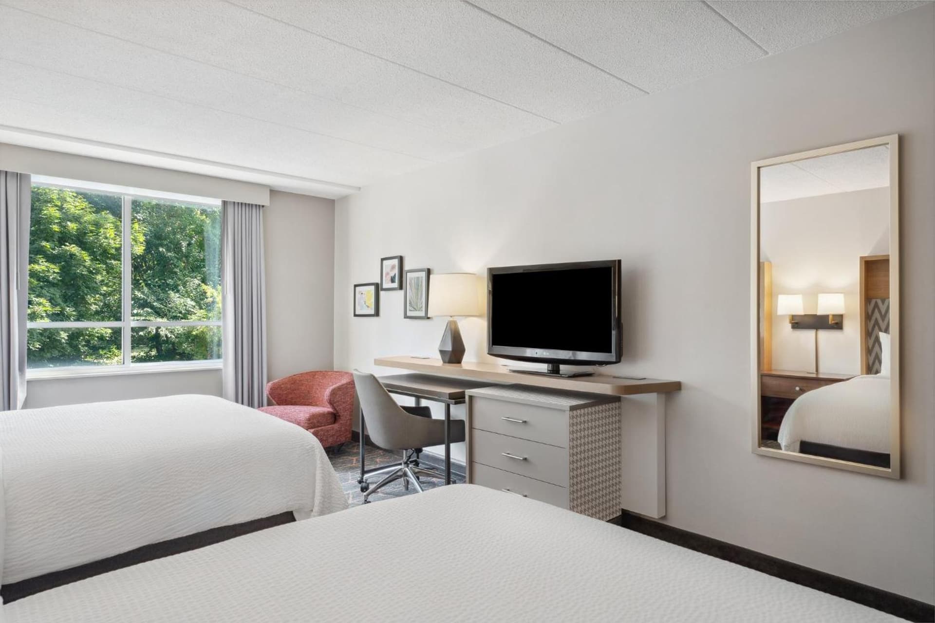 Holiday Inn Portsmouth by IHG gallery photo in Portsmouth, NH — image 49