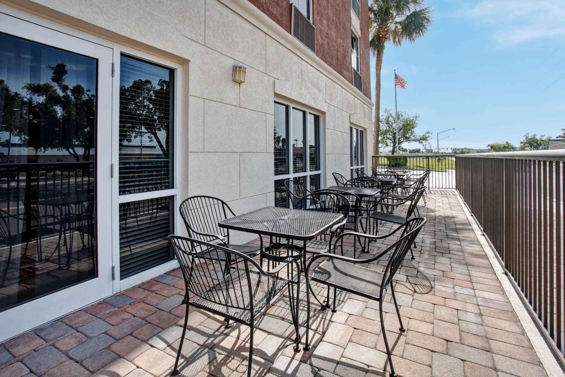 Hampton Inn & Suites Cape Coral / Fort Myers gallery photo in Cape Coral, FL — image 21