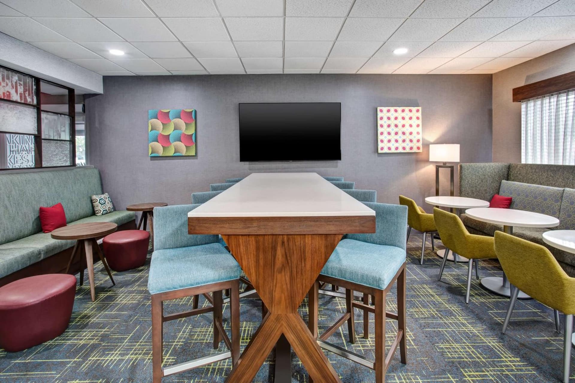 Hampton Inn & Suites Cape Coral / Fort Myers interior in Cape Coral, FL — gallery photo 2