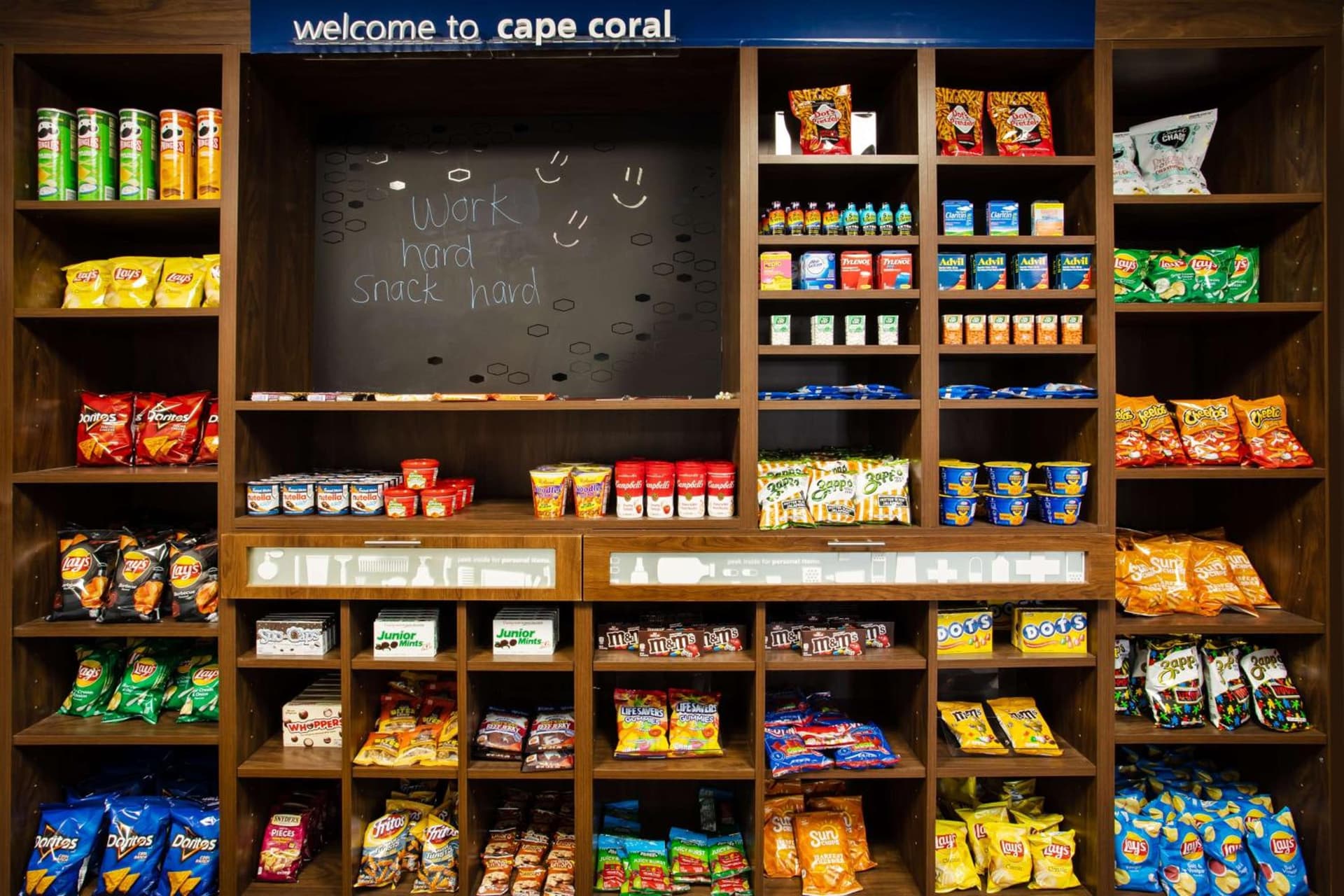 Hampton Inn & Suites Cape Coral / Fort Myers gallery photo in Cape Coral, FL — image 9
