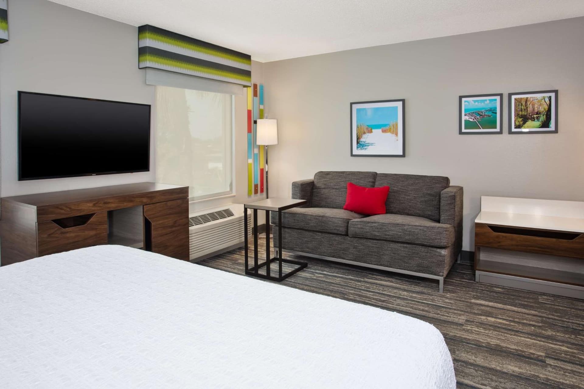 Hampton Inn & Suites Cape Coral / Fort Myers gallery photo in Cape Coral, FL — image 11