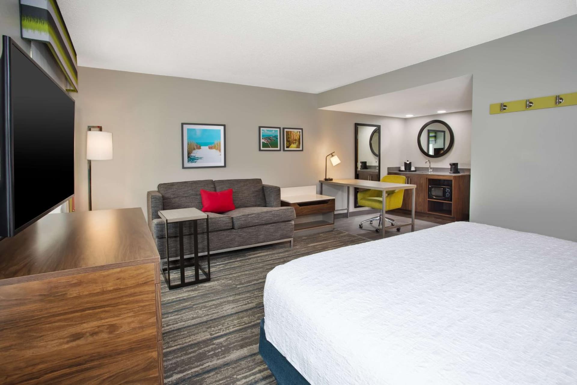 Hampton Inn & Suites Cape Coral / Fort Myers gallery photo in Cape Coral, FL — image 31