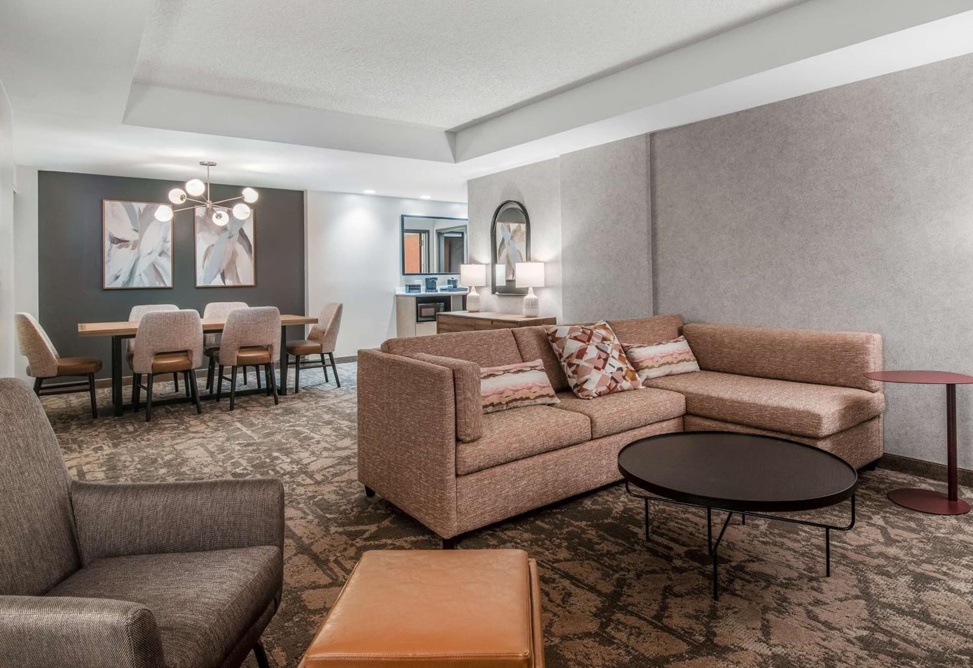 Embassy Suites by Hilton Albuquerque gallery photo in Albuquerque, NM — image 31