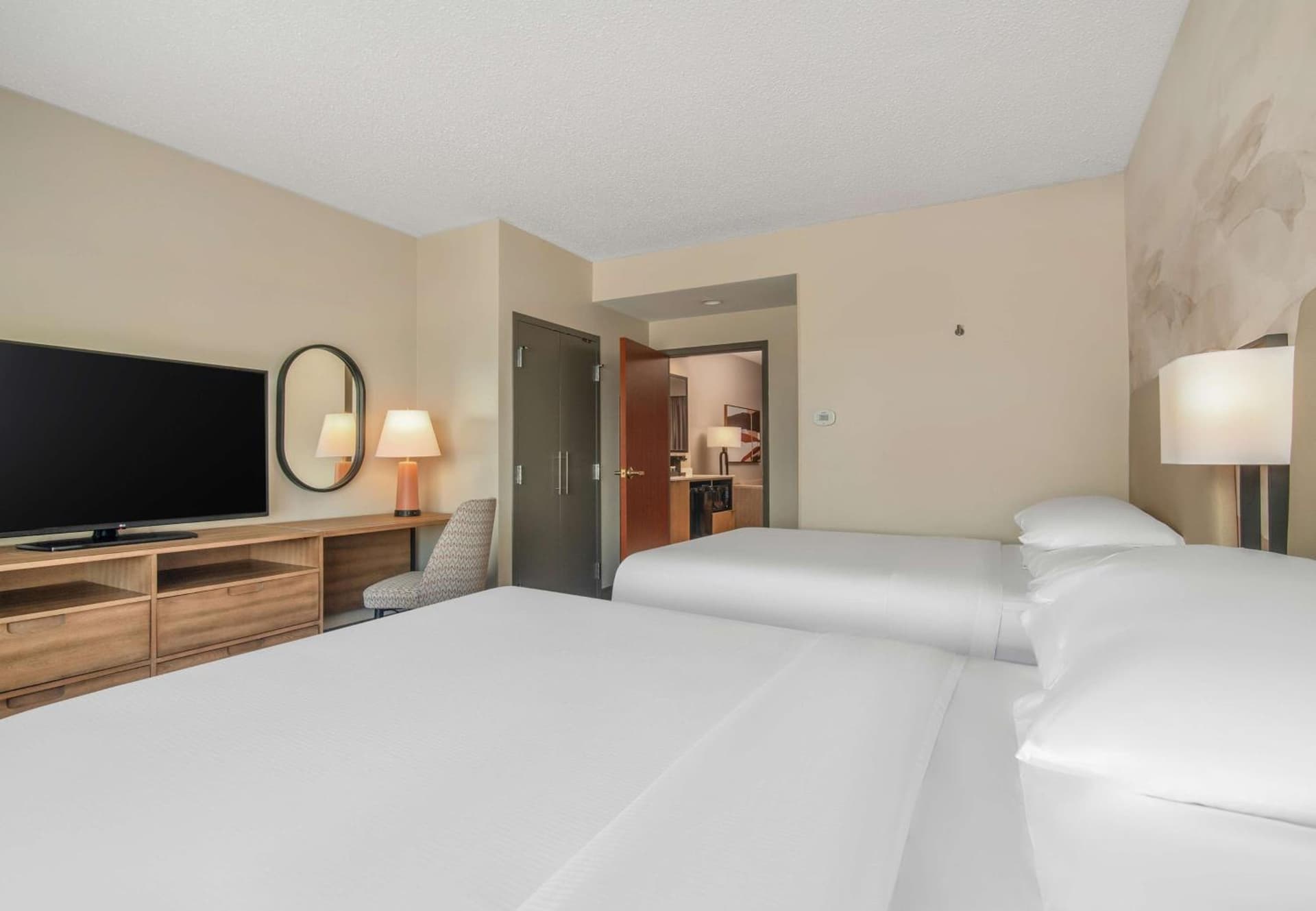 Embassy Suites by Hilton Albuquerque gallery photo in Albuquerque, NM — image 5