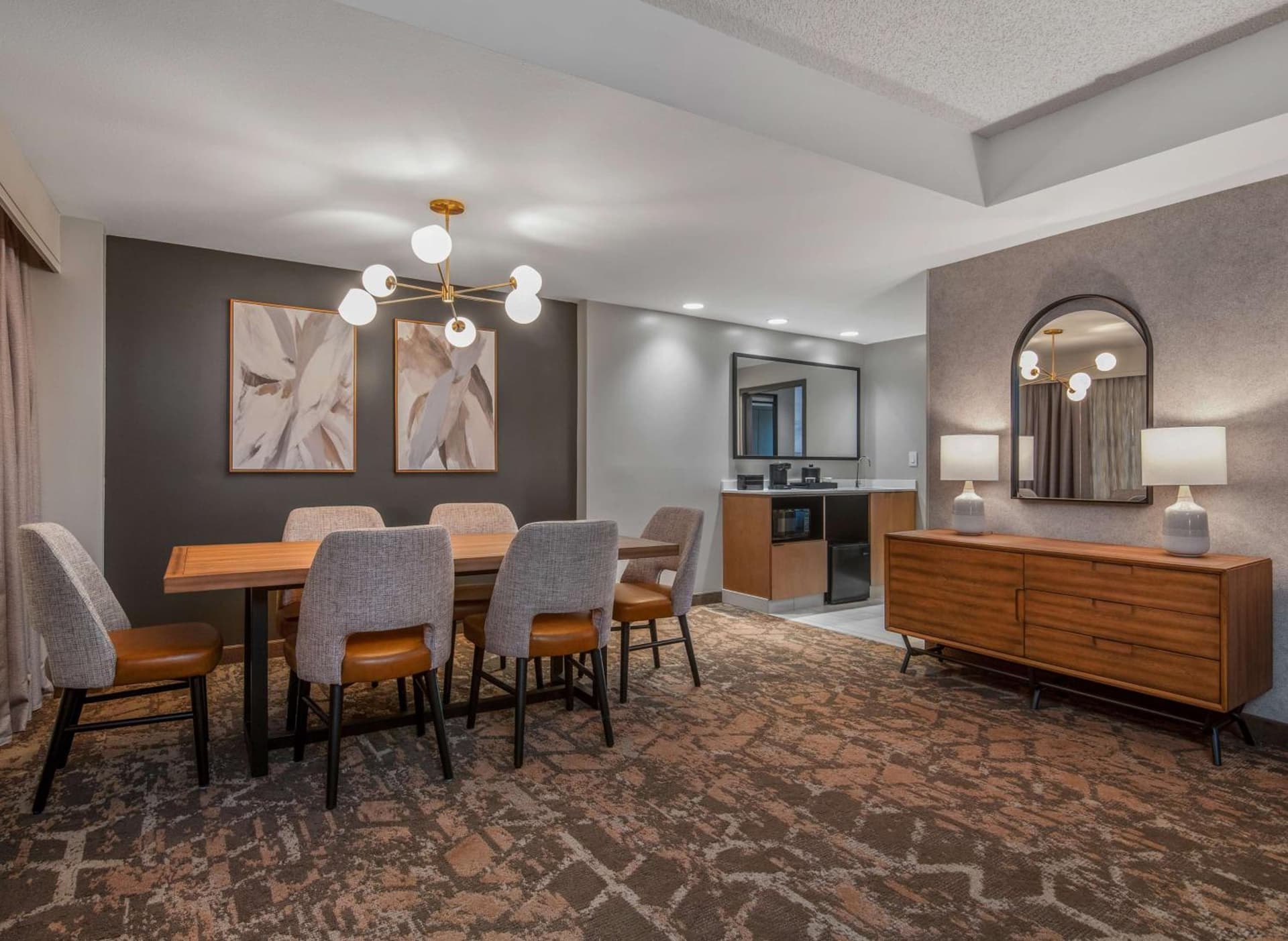 Embassy Suites by Hilton Albuquerque gallery photo in Albuquerque, NM — image 42