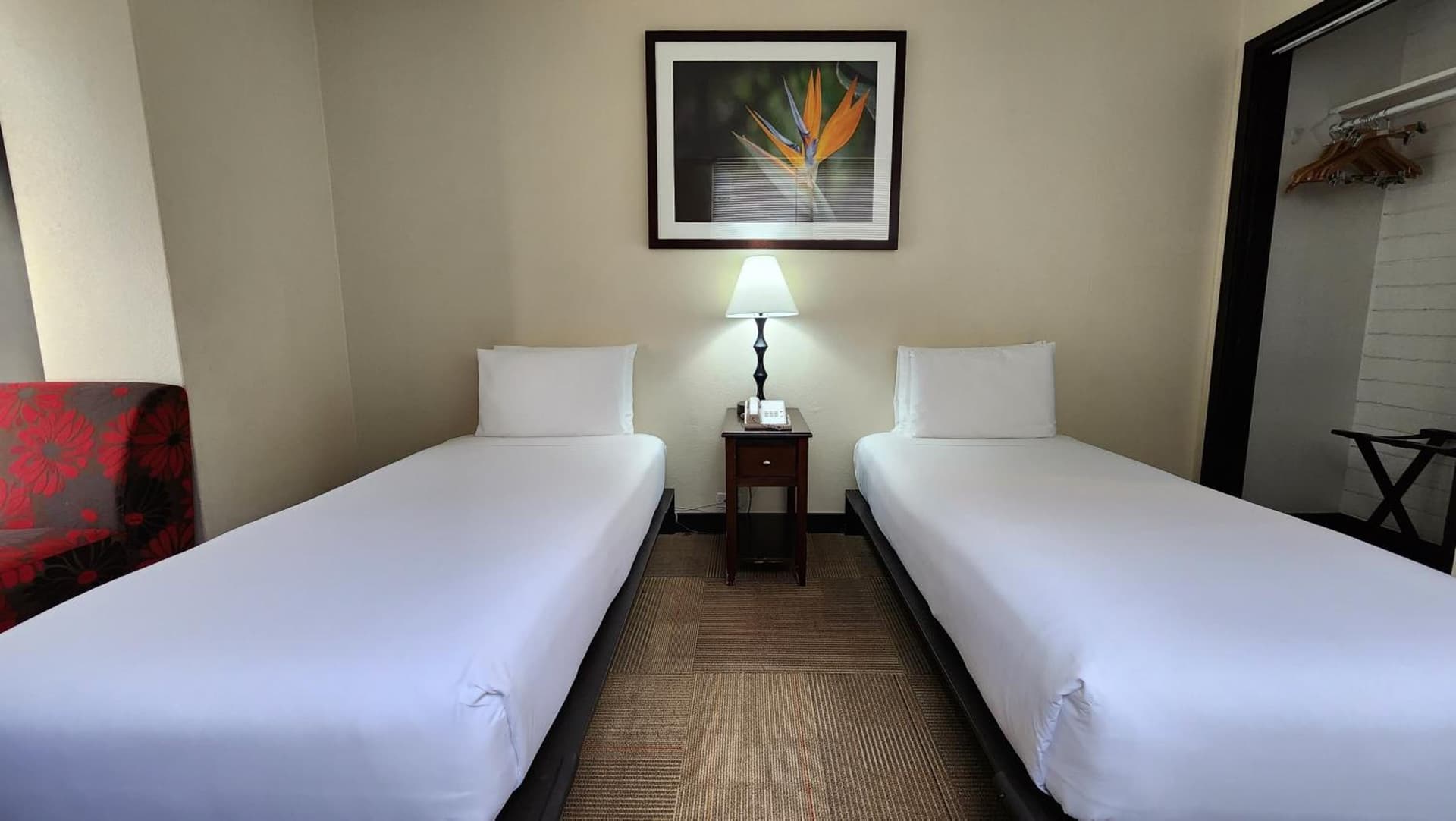 Stay Hotel Waikiki interior in Honolulu, HI — gallery photo 2