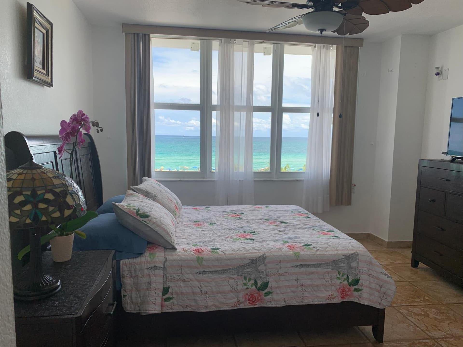 Pavilion property views in Miami Beach, FL — gallery photo 3