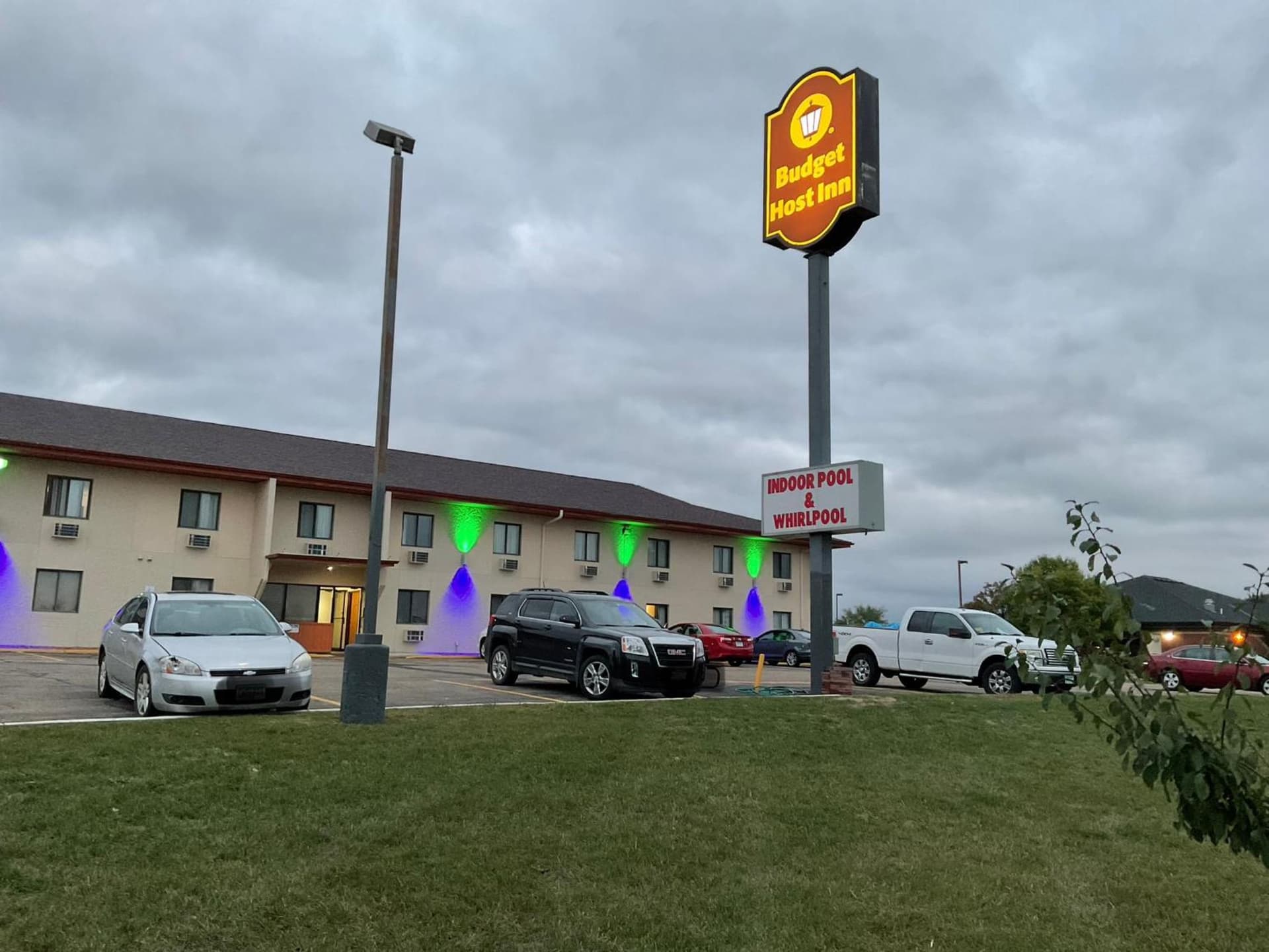 Budget Host Inn — hotel in Buffalo, Minnesota