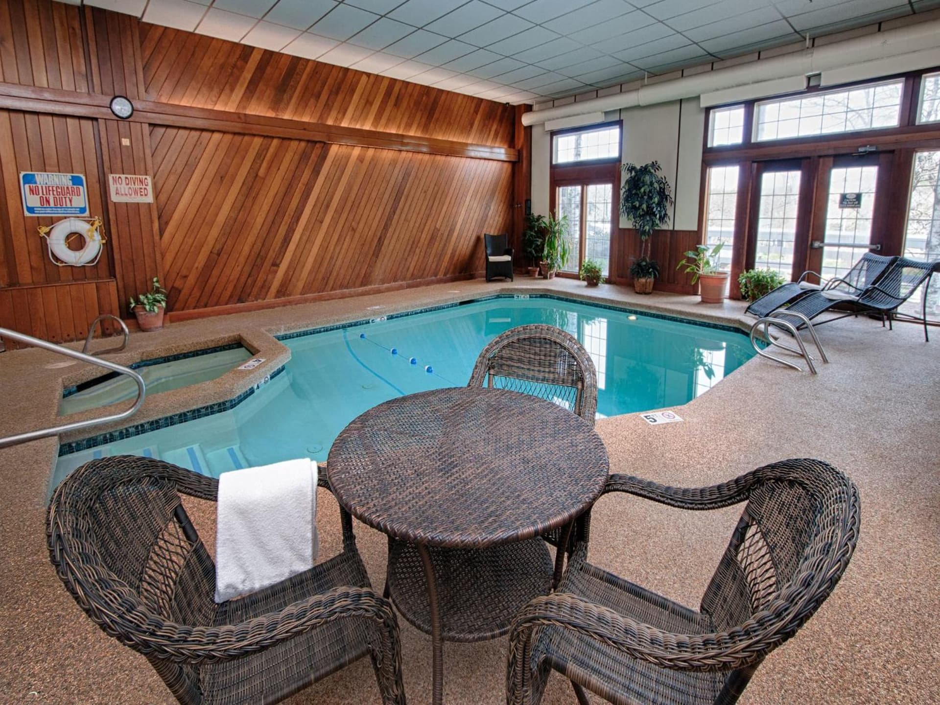 Mill Falls Resort Collection at the Lake gallery photo in Meredith — image 34