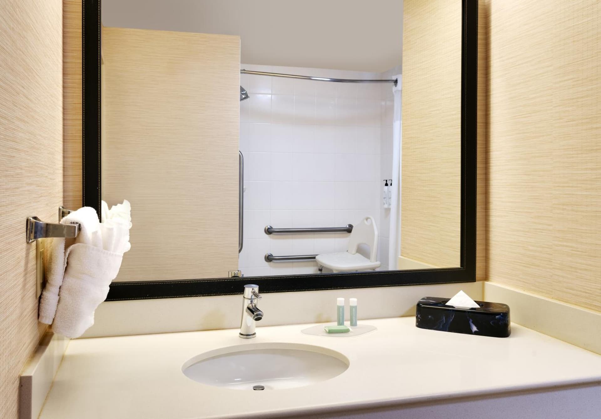 Fairfield Inn by Marriott Lexington Park Patuxent River Naval Air Station gallery photo in Lexington Park, MD — image 60