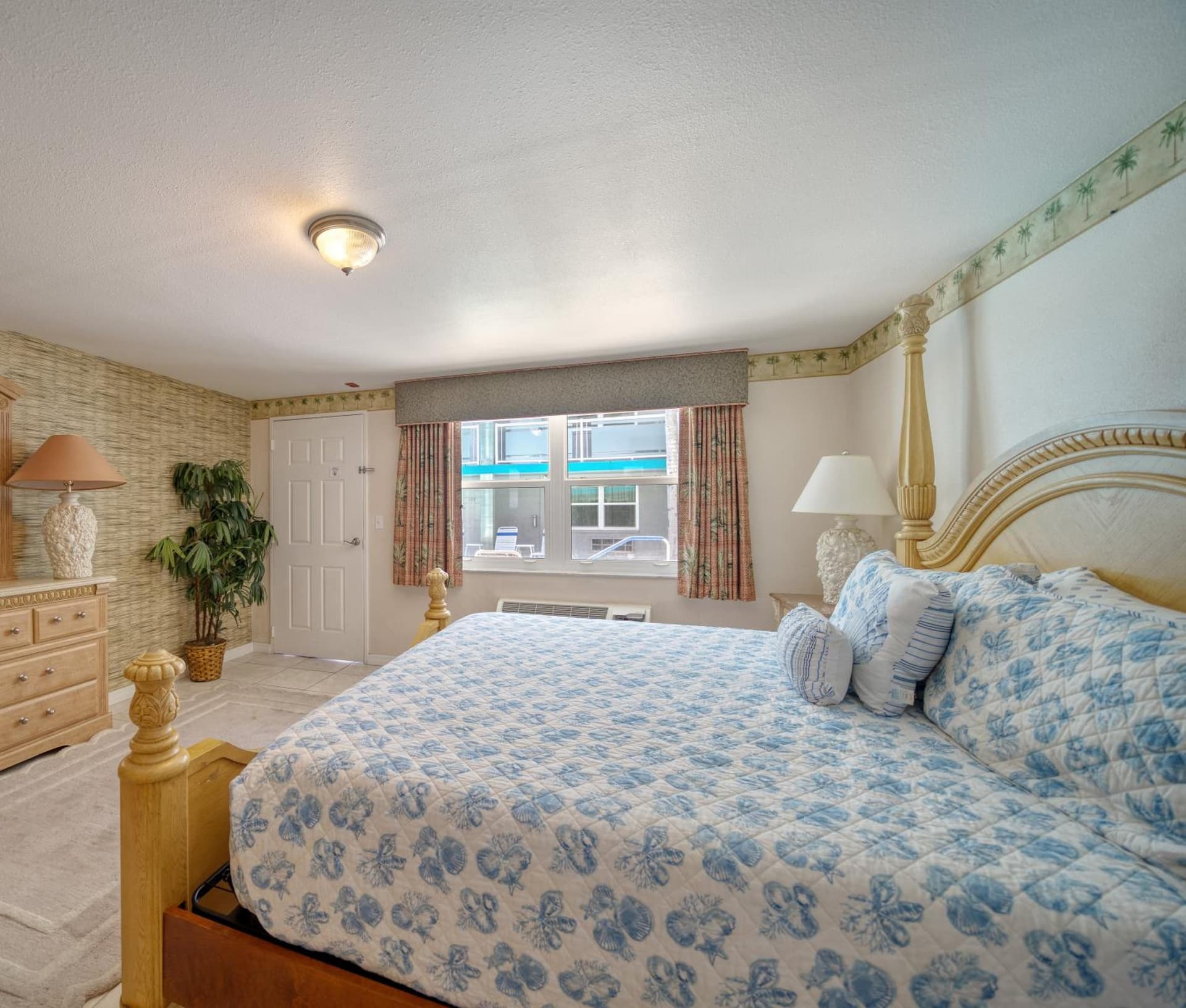Camelot Beach Suites gallery photo in Clearwater Beach, FL — image 15