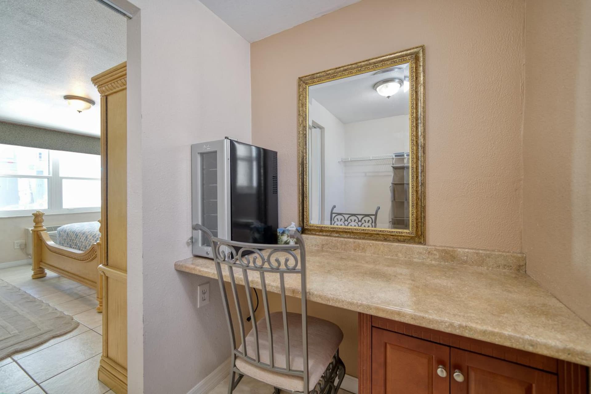 Camelot Beach Suites gallery photo in Clearwater Beach, FL — image 10