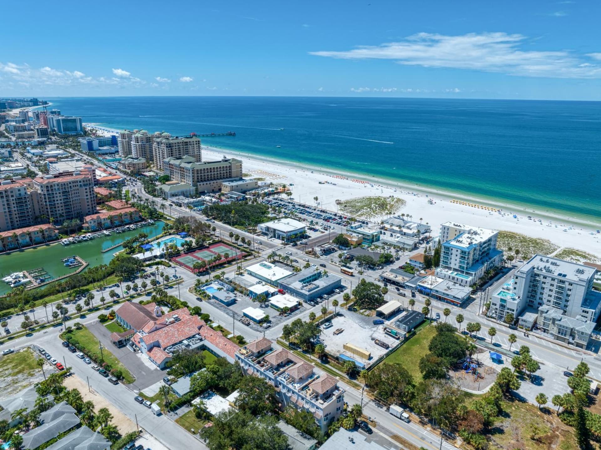 Camelot Beach Suites featured exterior or lobby in Clearwater Beach, FL — similar hotel