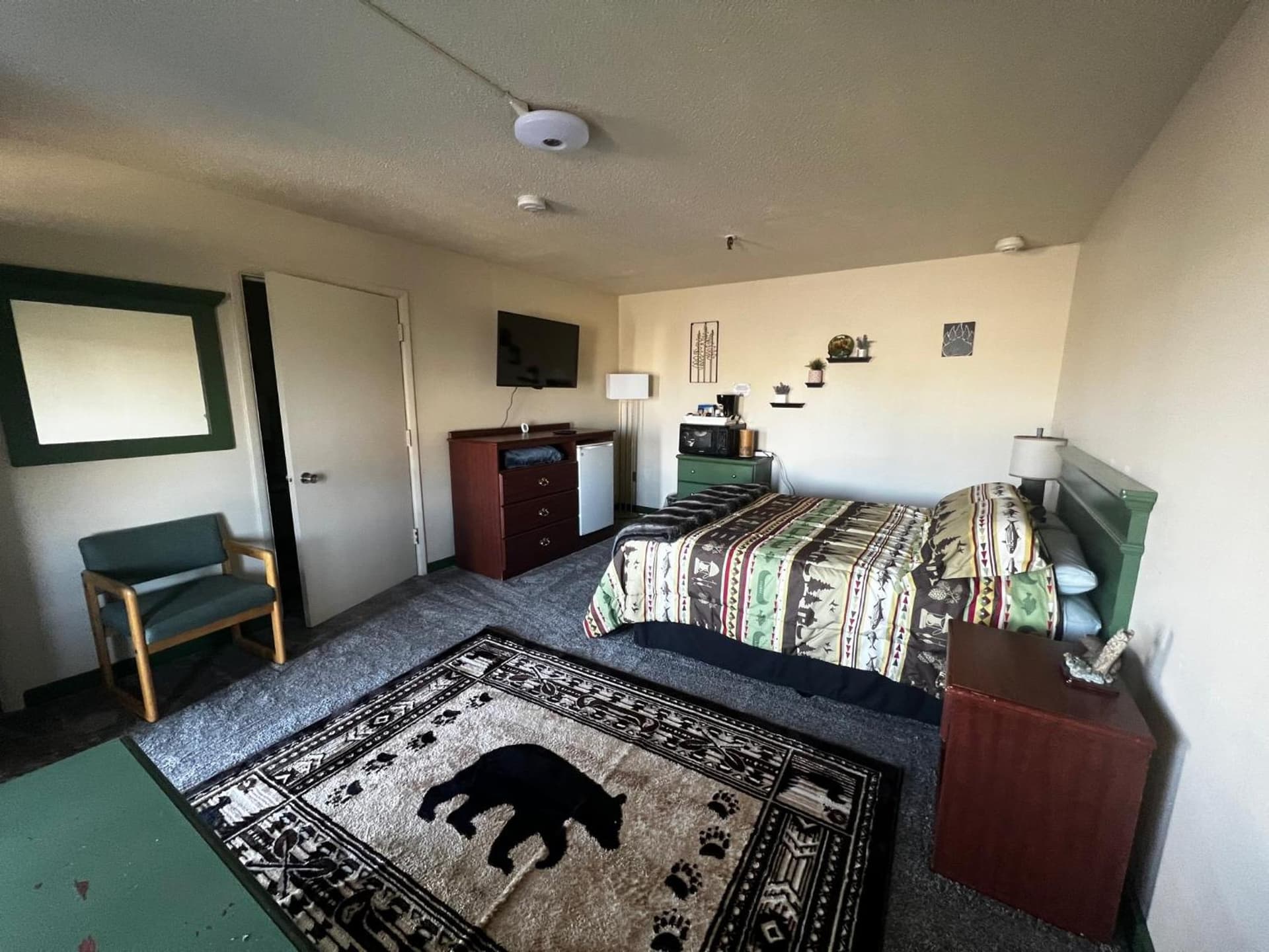 The Kenai Inn property views in Kenai, AK — gallery photo 3