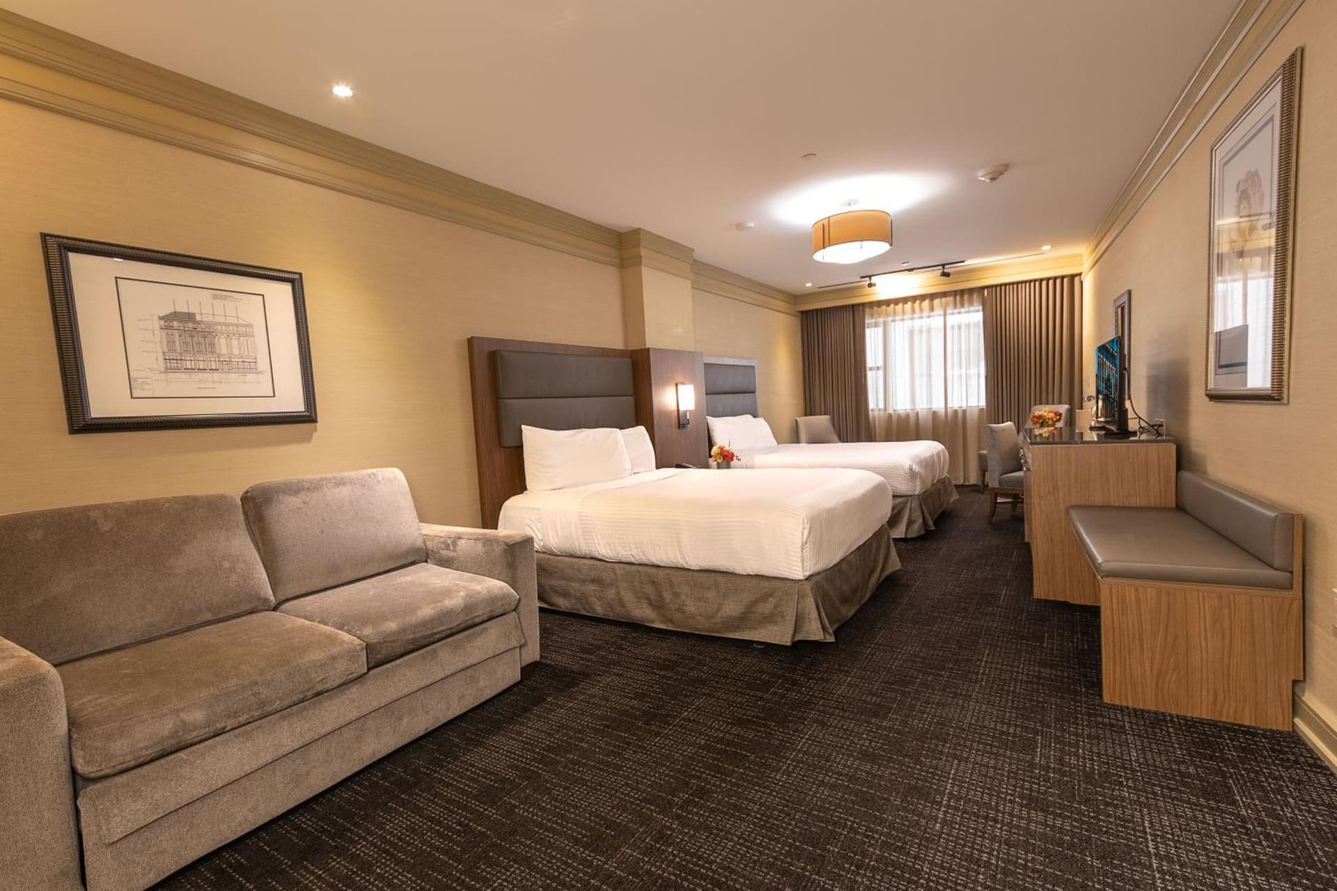 Opera House Hotel gallery photo in Bronx, NY — image 10