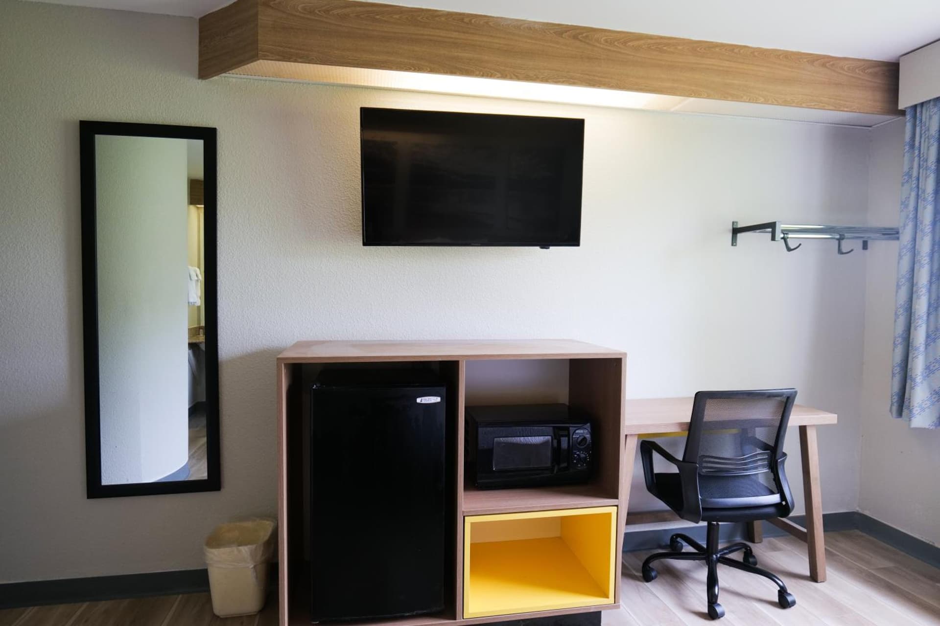 Days Inn by Wyndham Flint/Bishop International Airport gallery photo in Flint, MI — image 14
