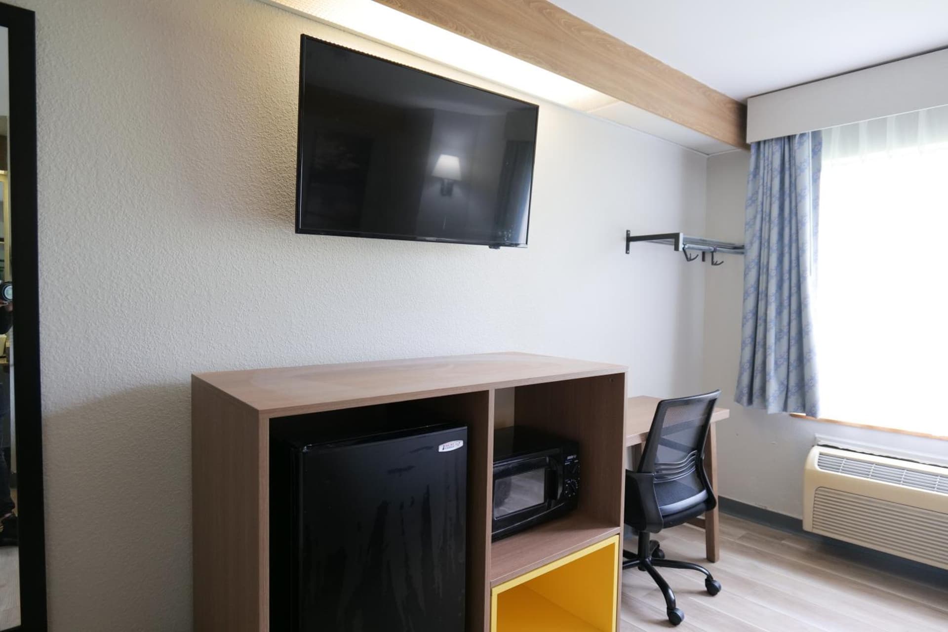 Days Inn by Wyndham Flint/Bishop International Airport gallery photo in Flint, MI — image 17